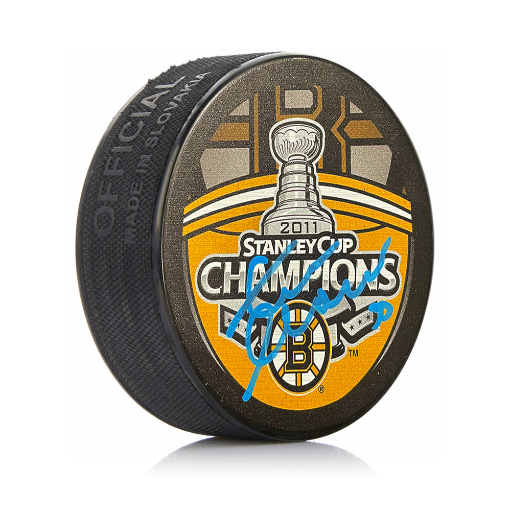 Zdeno Chara Boston Bruins Autographed 2011 Stanley Cup Champions Hockey Puck