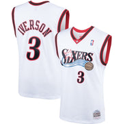 Allen Iverson Philadelphia 76ers Mitchell & Ness White 2000 Hardwood Classics Swingman Player Jersey - Dynasty Sports & Framing
