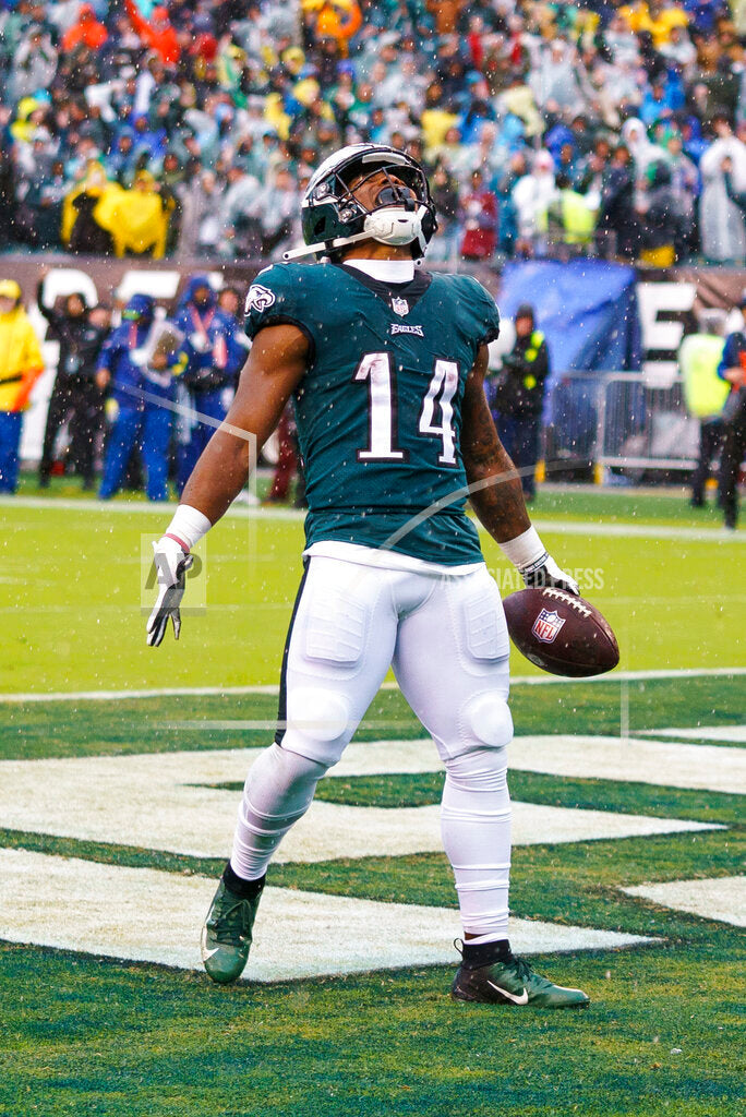 eagles football uniform