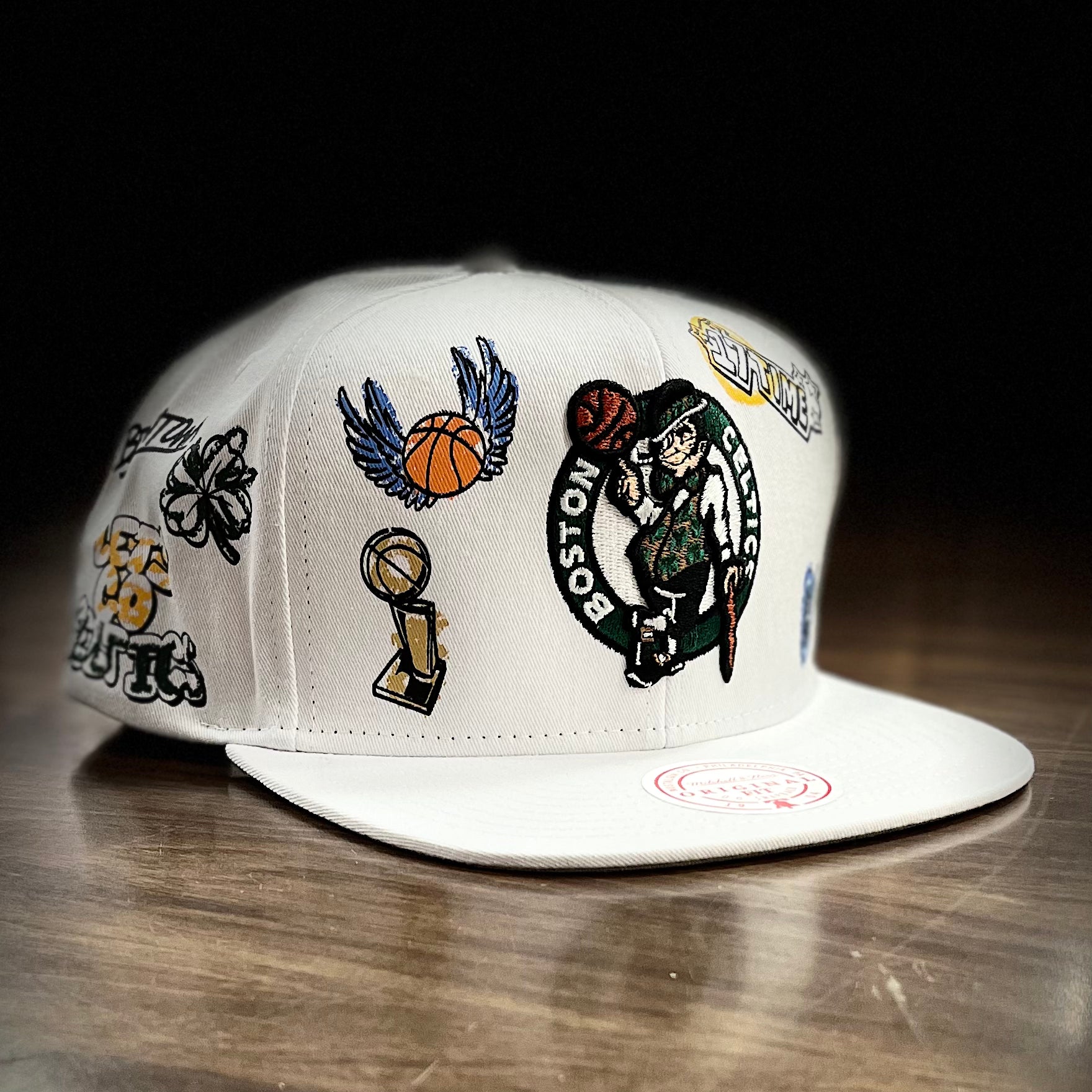 Boston Celtics Mitchell & Ness Hand Drawn Hardwood Classics Snapback Hat