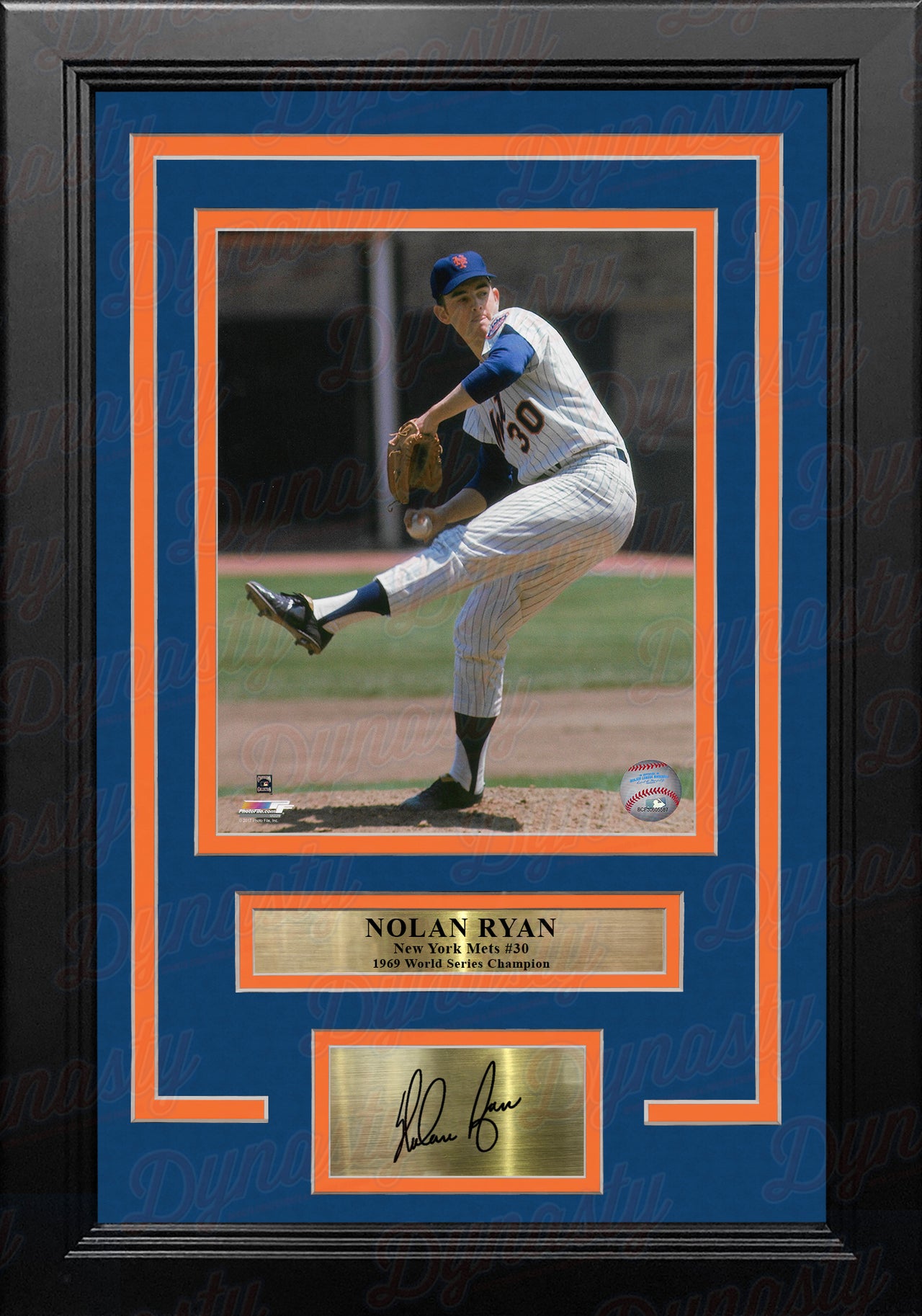 Nolan Ryan in Action New York Mets 8" x 10" Framed Baseball Photo with Engraved Autograph - Dynasty Sports & Framing 