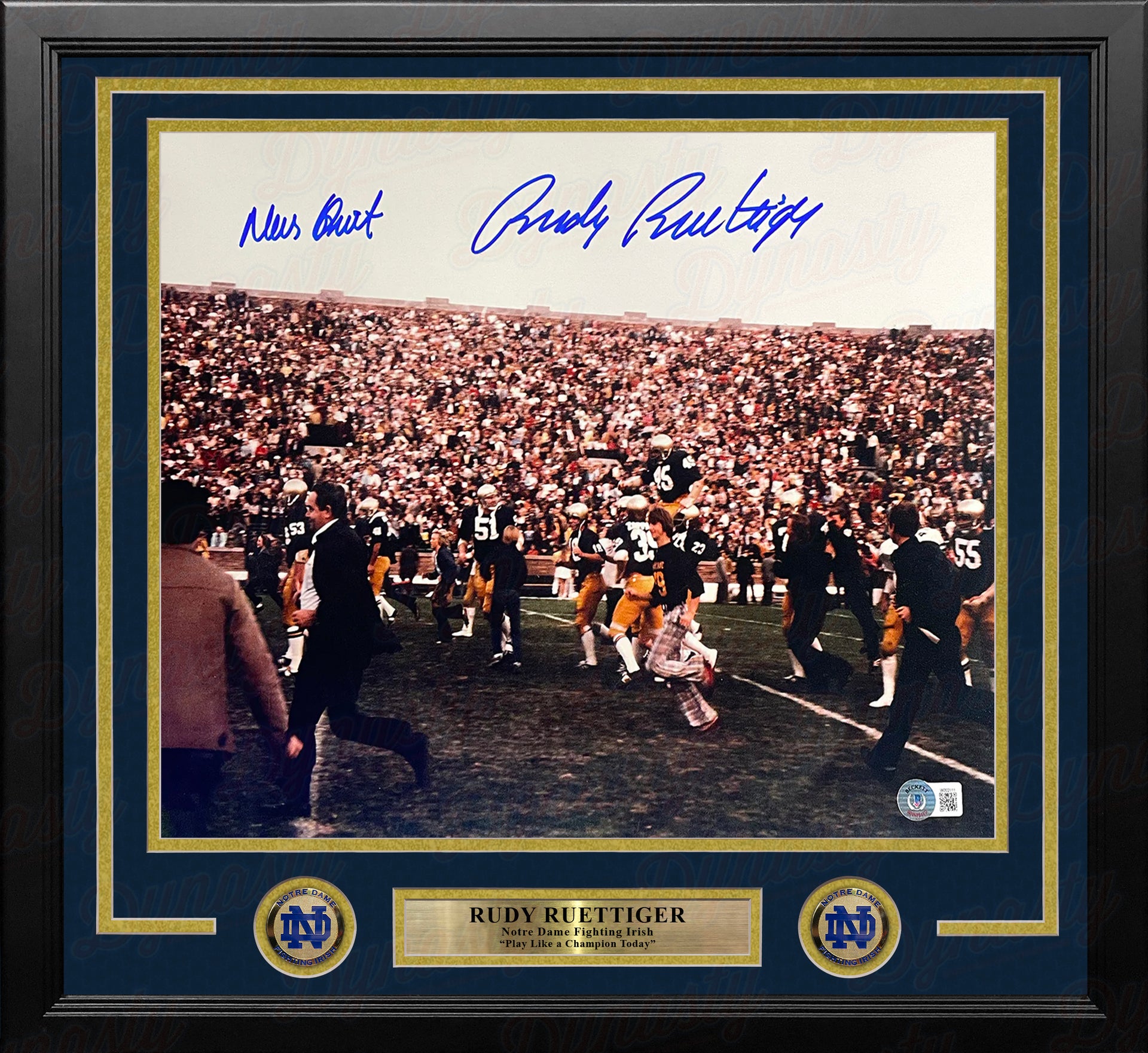 Rudy Ruettiger Notre Dame Fighting Irish Autographed 11" x 14" Framed College Football Photo - Dynasty Sports & Framing 
