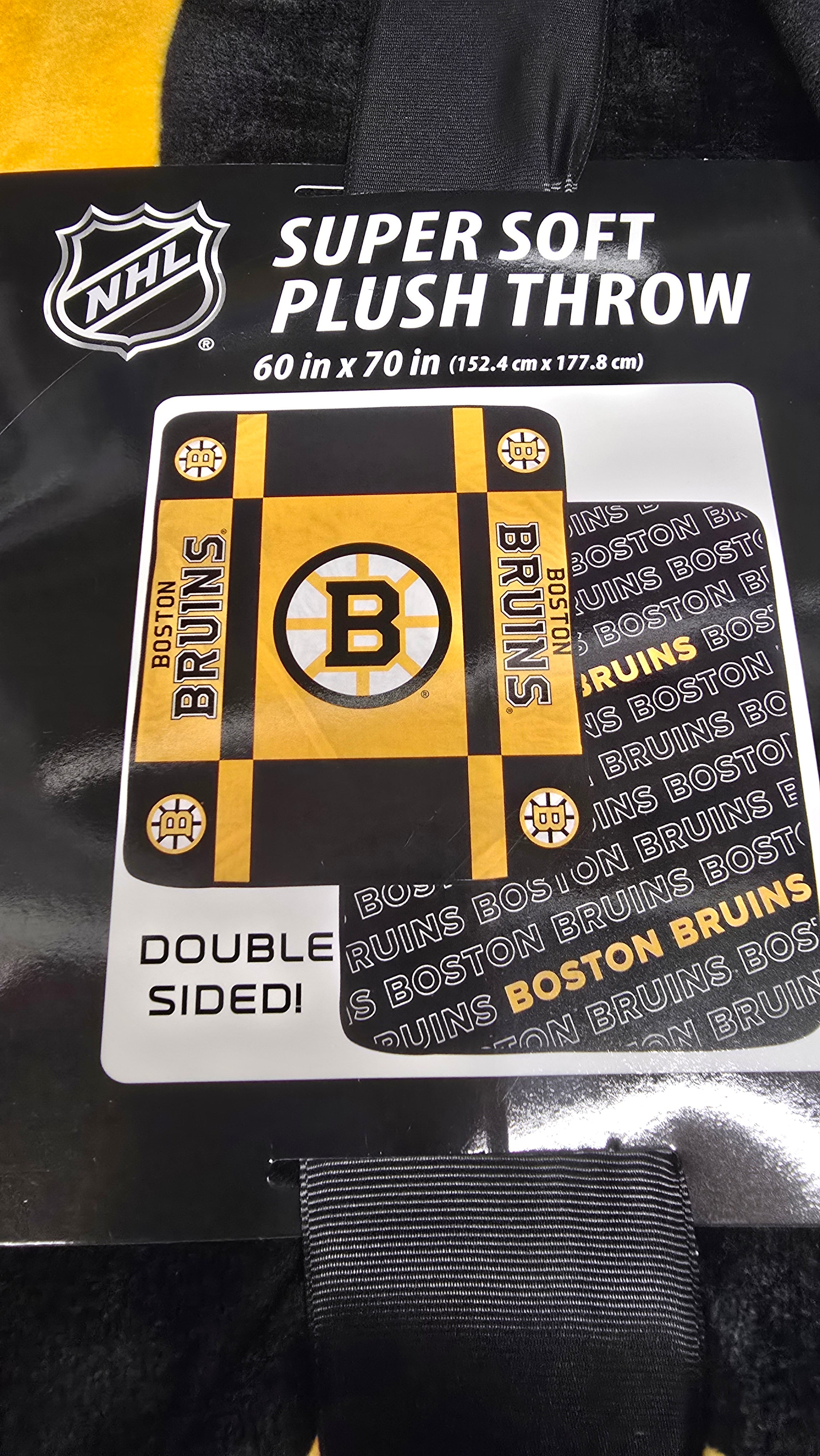 Boston Bruins 60" x 70" Super Plush Throw Blanket
