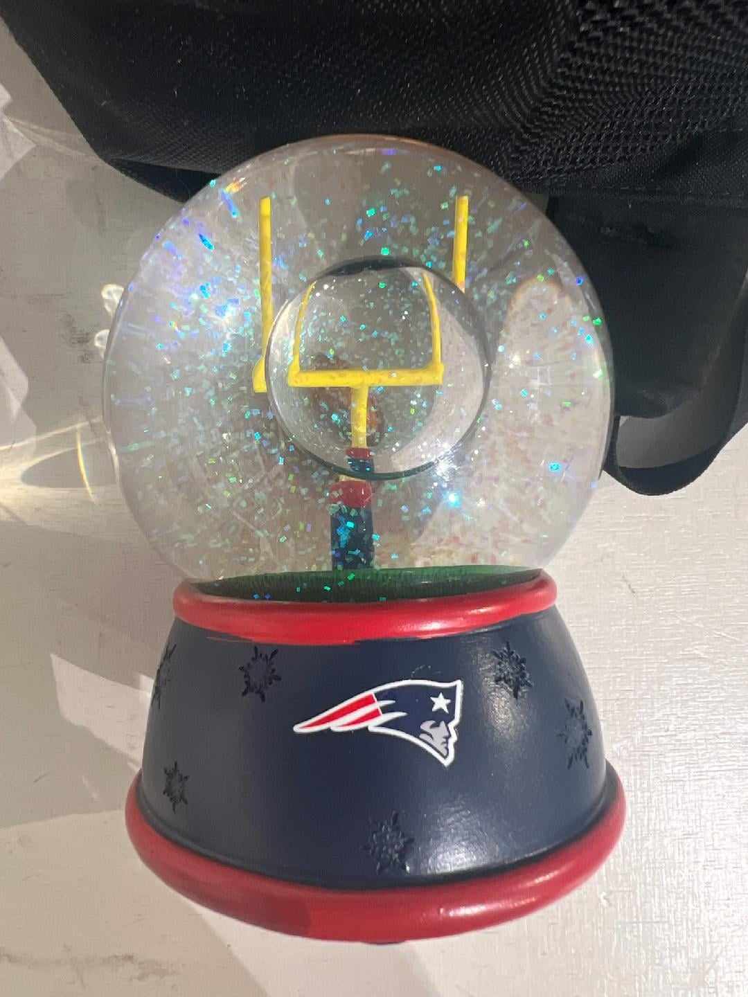 New England Patriots Goal Post Snow Globe