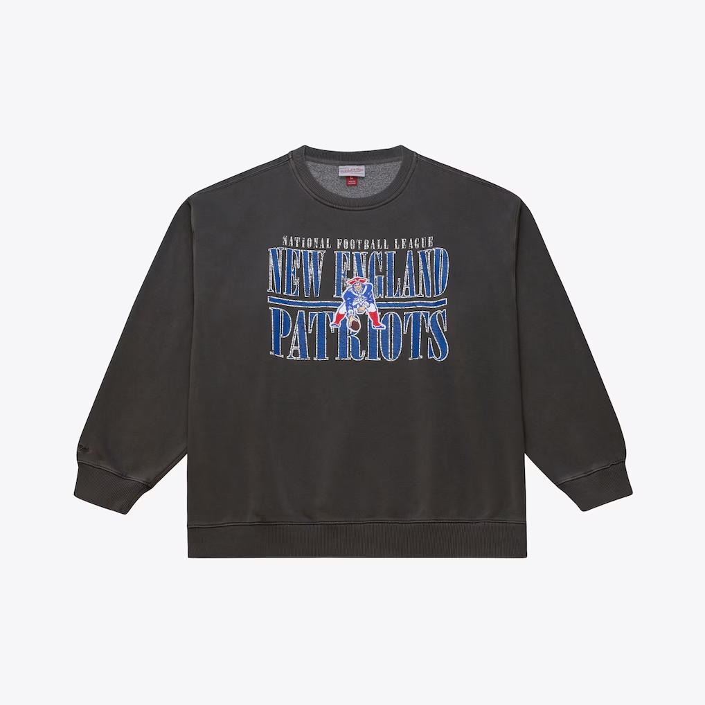 New England Patriots Mitchell & Ness Charcoal Downtown Fleece Sweatshirt