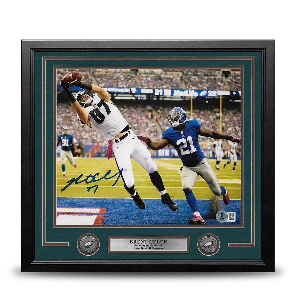 Brent Celek Touchdown v. Giants Philadelphia Eagles Autographed 11" x 14" Framed Football Photo