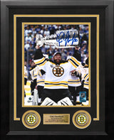 Tim Thomas 2011 Stanley Cup Champions Boston Bruins Autographed 8" x 10" Framed Hockey Photo - Dynasty Sports & Framing 