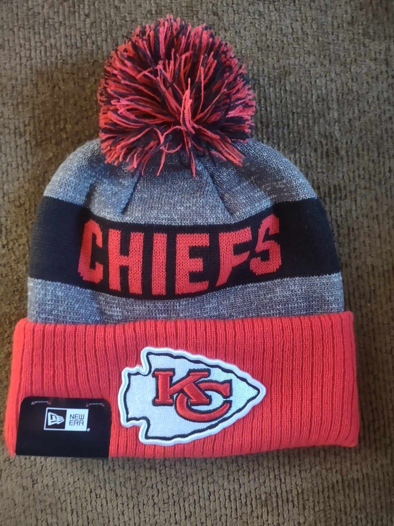 Kansas City Chiefs Charcoal Knit New Era Winter Pom Hat