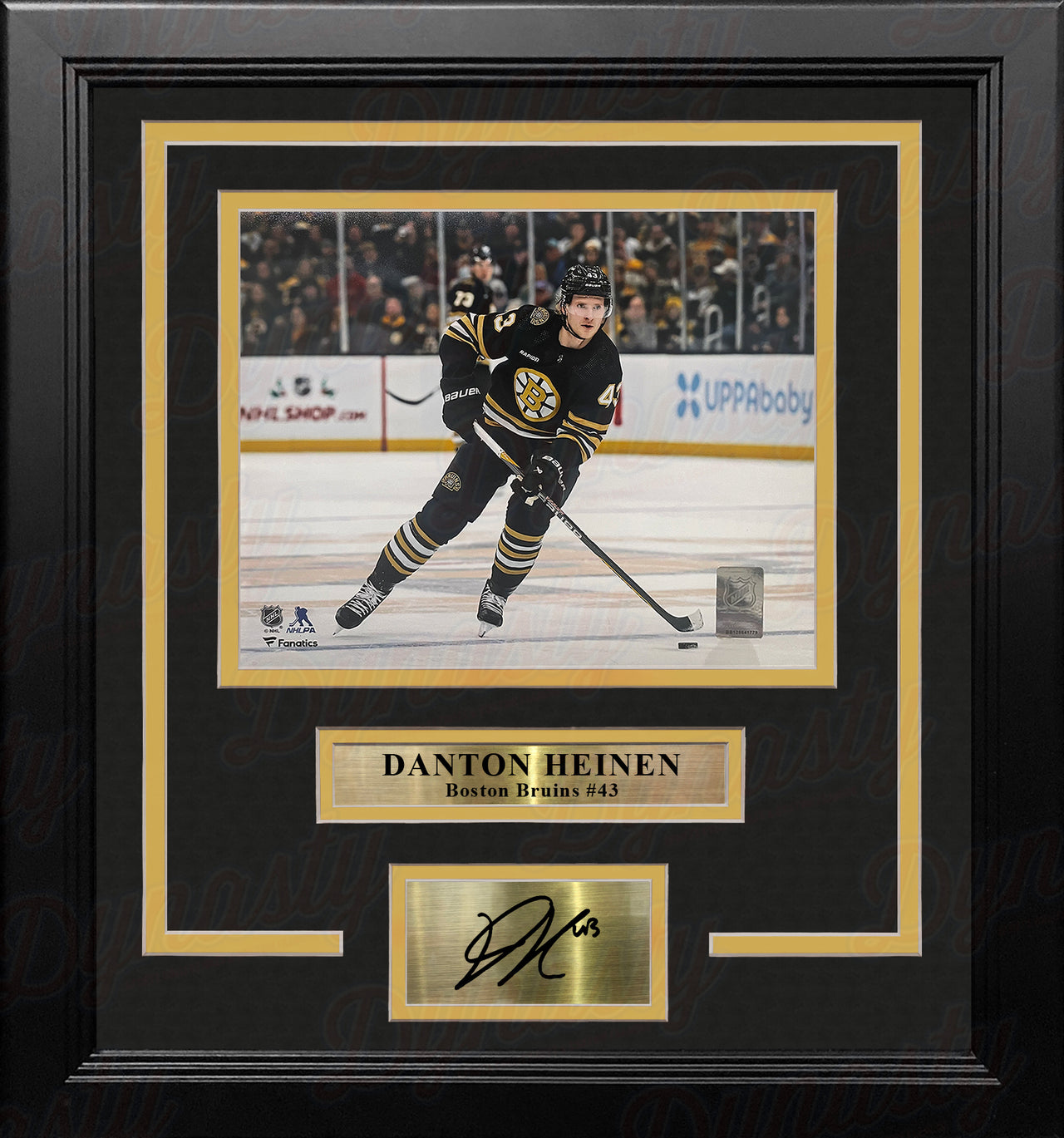 Danton Heinen in Action Boston Bruins 8" x 10" Framed Hockey Photo with Engraved Autograph