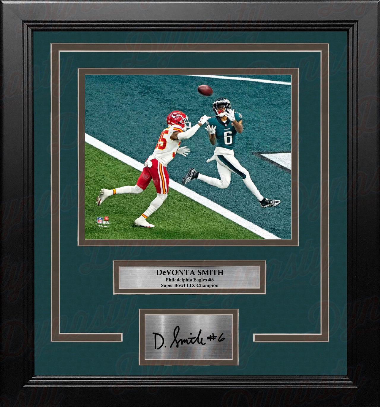 DeVonta Smith Philadelphia Eagles Super Bowl LIX Touchdown 8x10 Framed Photo with Engraved Autograph