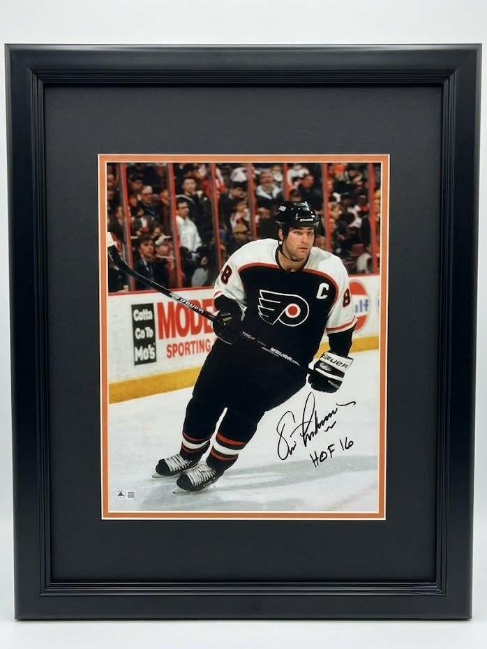 Eric Lindros in Action Philadelphia Flyers Autographed 11" x 14" Framed Hockey Photo - HOF '16