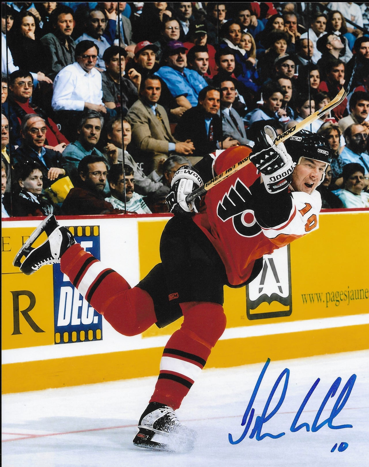 John LeClair Slapshot Philadelphia Flyers Autographed 16" x 20" Hockey Photo