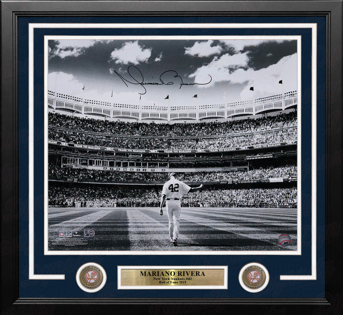 Mariano Rivera New York Yankees Autographed 16" x 20" Framed Black & White Baseball Stadium Photo