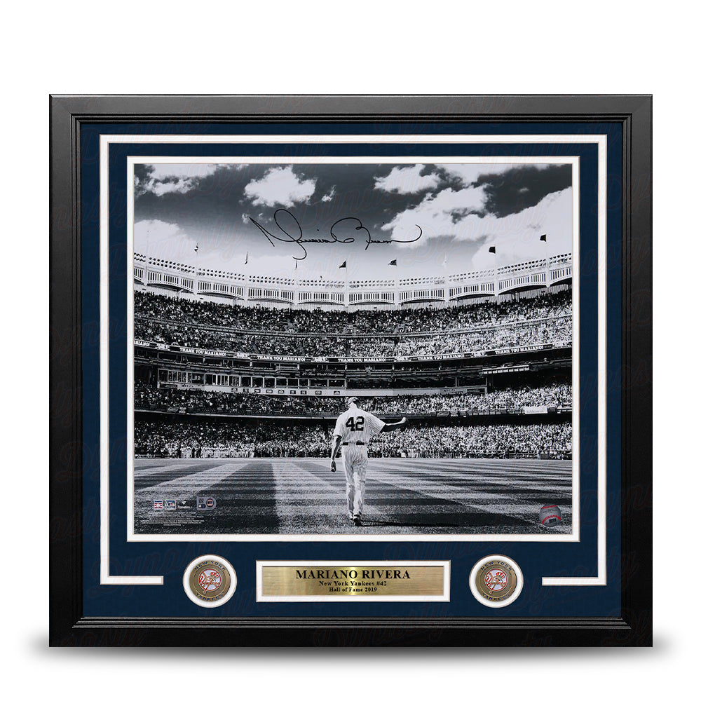 Mariano Rivera New York Yankees Autographed 16" x 20" Framed Black & White Baseball Stadium Photo