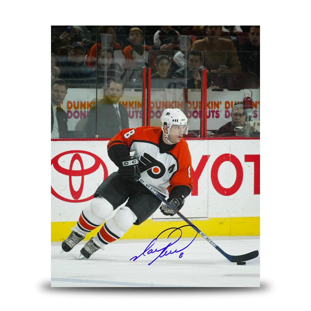 Mark Recchi in Action Philadelphia Flyers Autographed 16" x 20" Hockey Photo