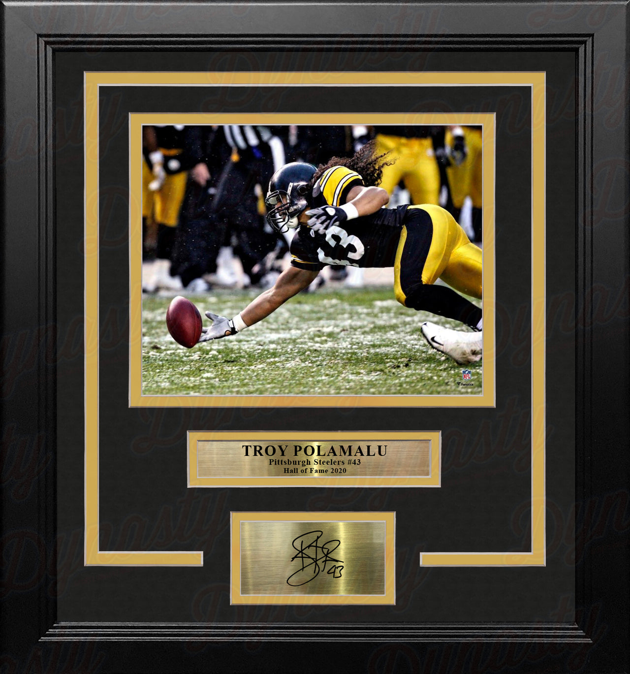Troy Polamalu Fingertip Catch Pittsburgh Steelers 8" x 10" Framed Football Photo with Engraved Autograph