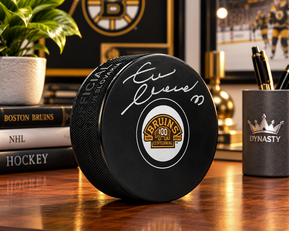 Zdeno Chara Boston Bruins Autographed 100th Anniversary Hockey Puck