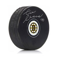 Zdeno Chara Boston Bruins Autographed Hockey Puck - Dynasty Sports & Framing 