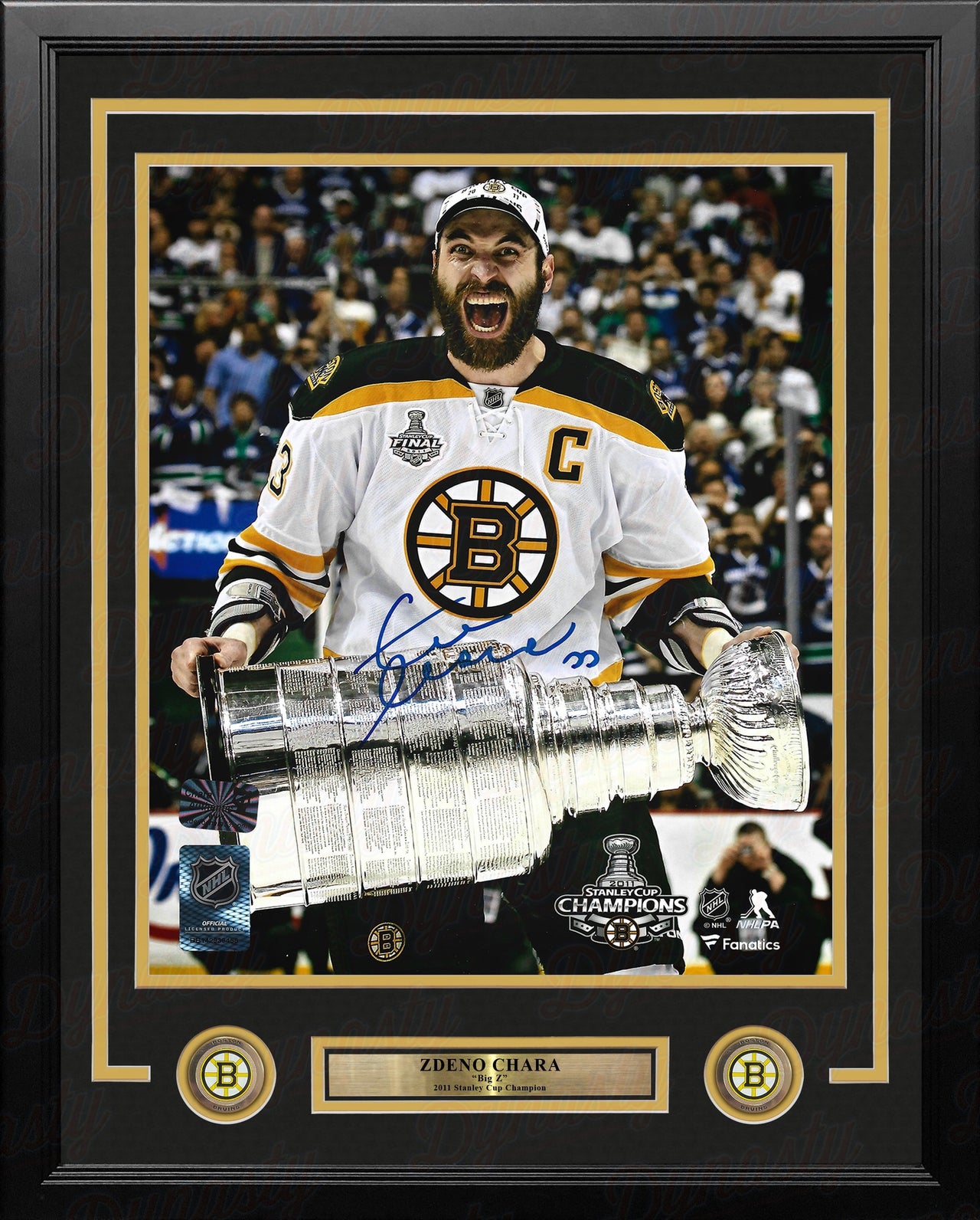 Zdeno Chara 2011 Stanley Cup Boston Bruins Autographed Framed Hockey Photo - Dynasty Sports & Framing 