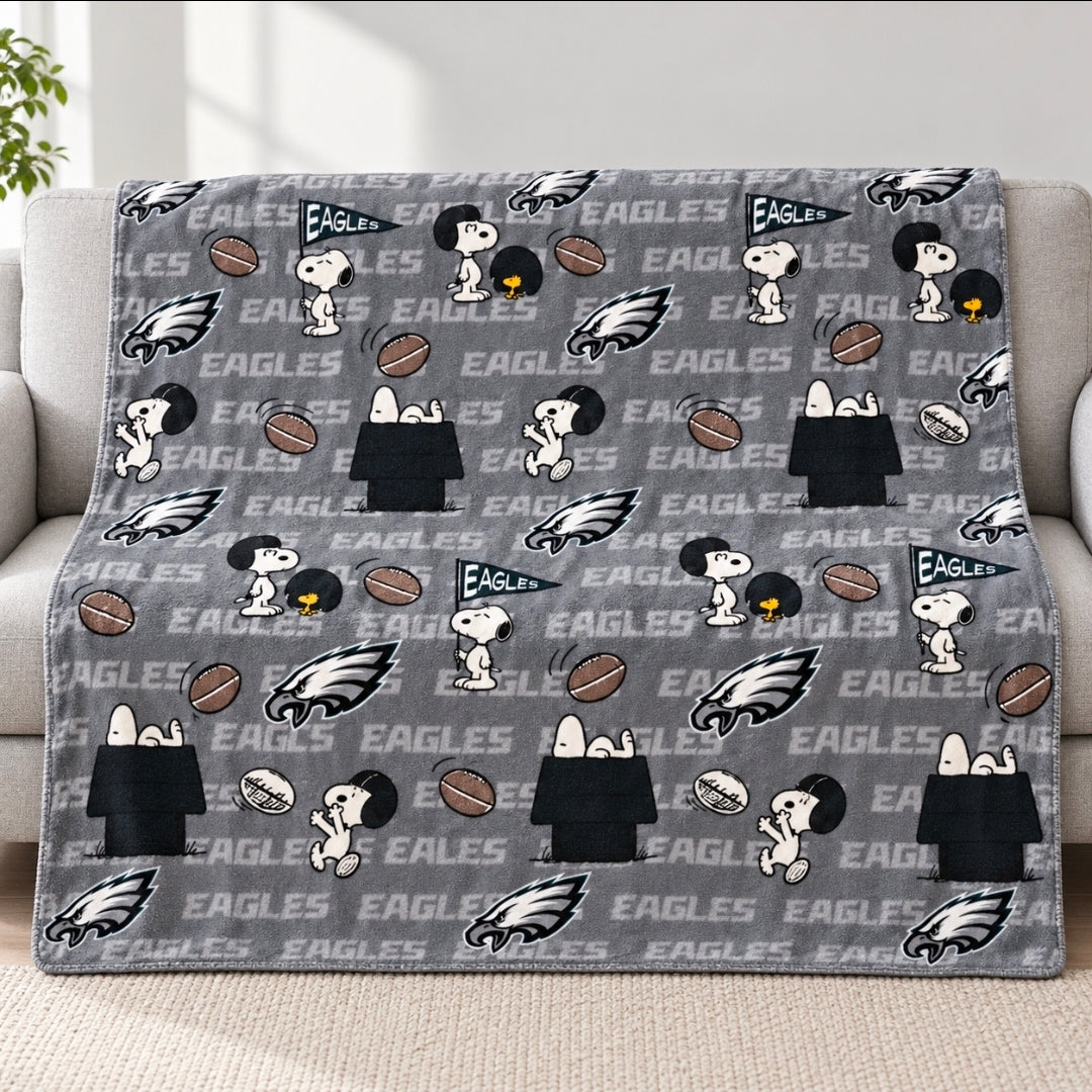 Philadelphia Eagles Peanuts Super Soft Plush 60" x 70" Blanket - Grey