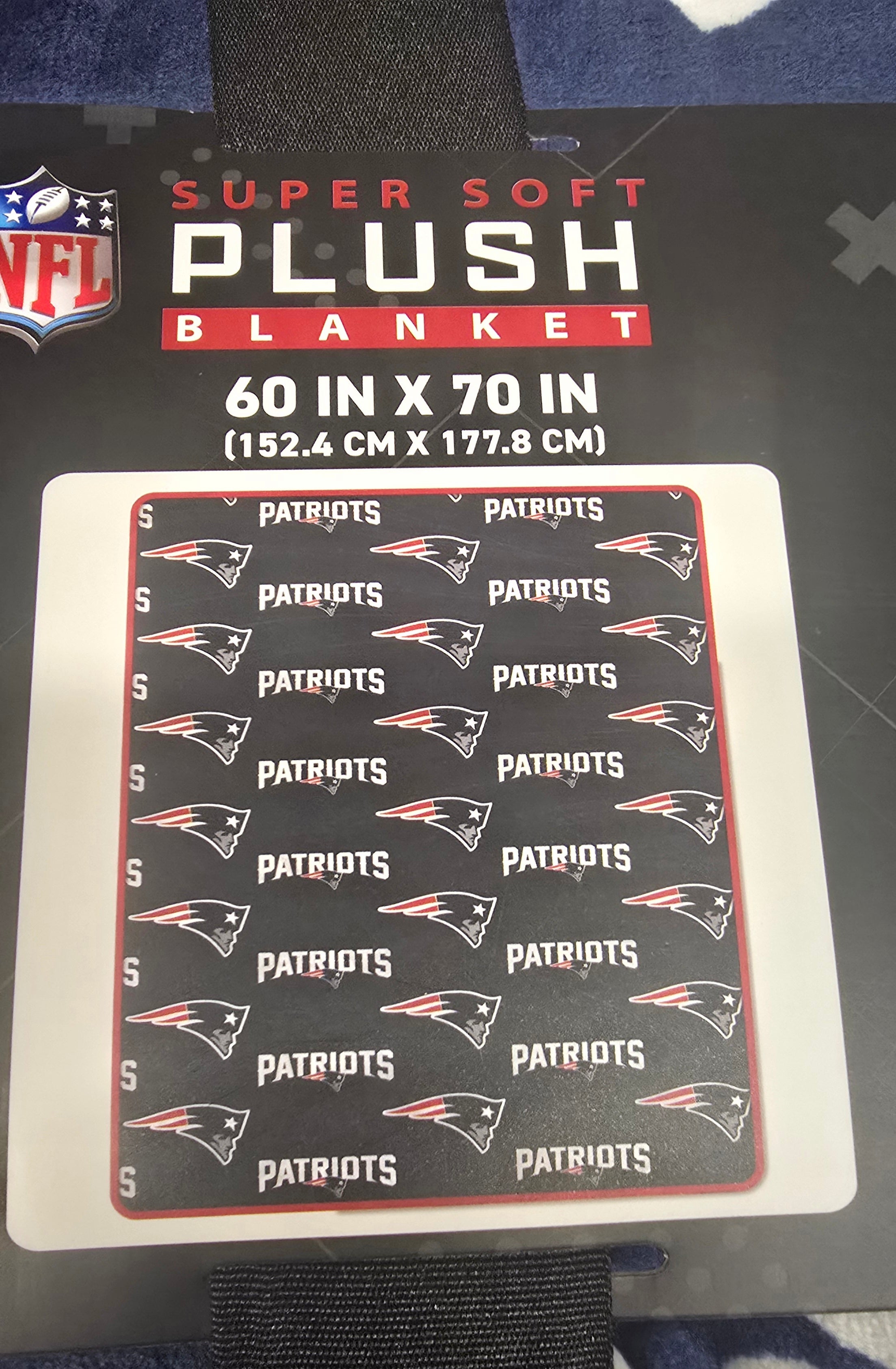 New England Patriots 60” x 70” Super Soft Plush Pegasus Blanket