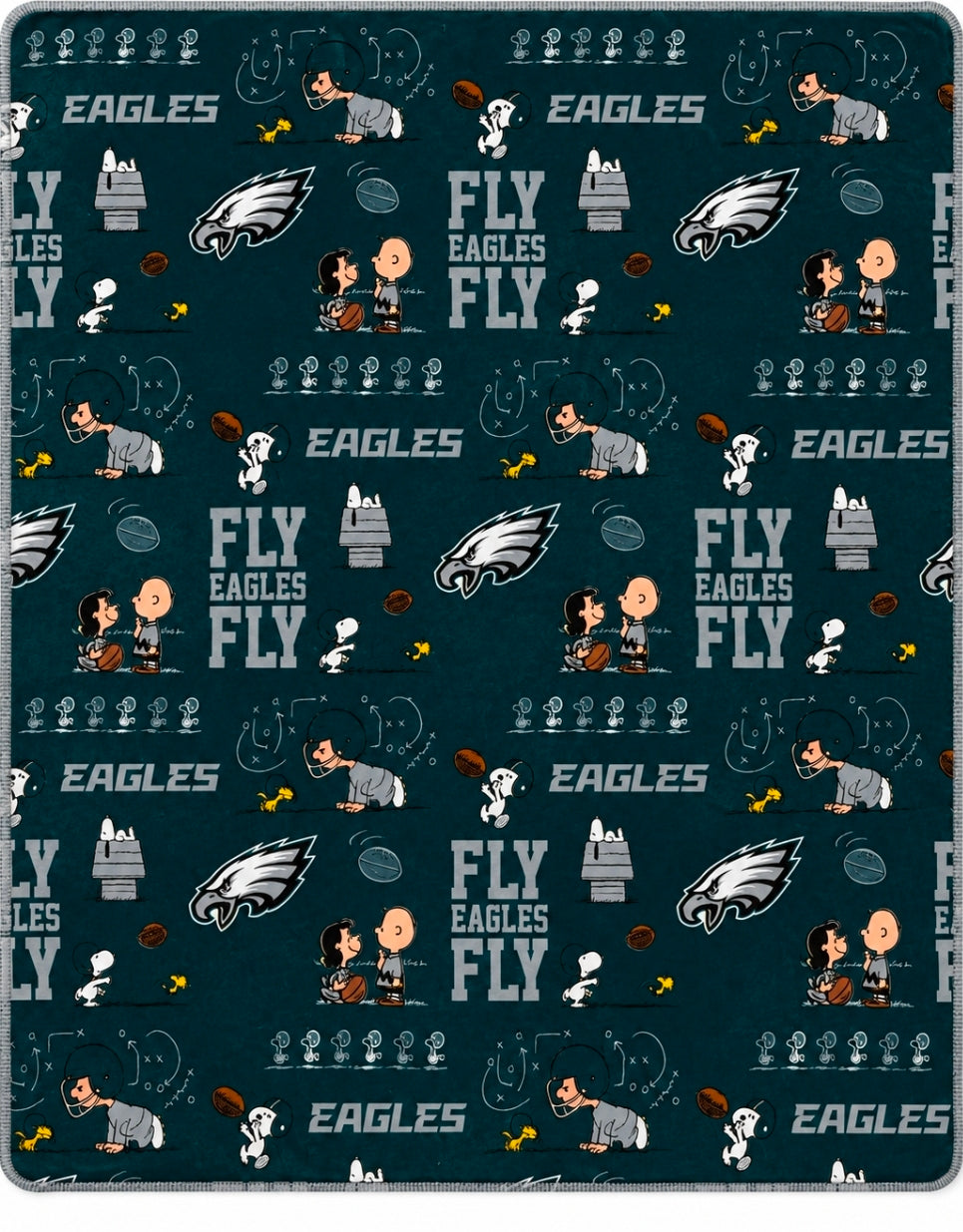 Philadelphia Eagles Peanuts Super Soft Plush Throw 60" x 70" Blanket
