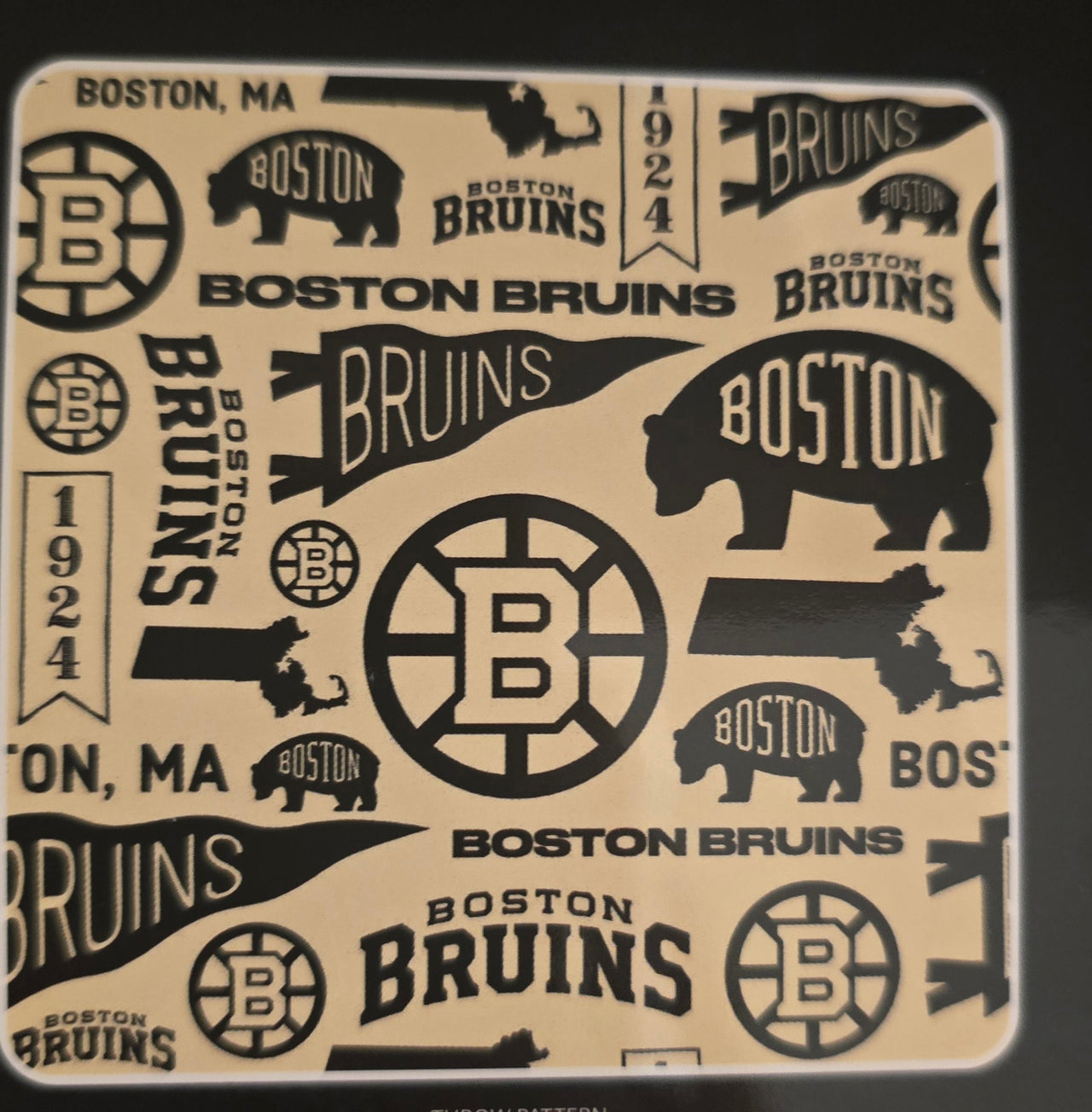 Boston Bruins 60” x 70” Poly Knit Soft Throw