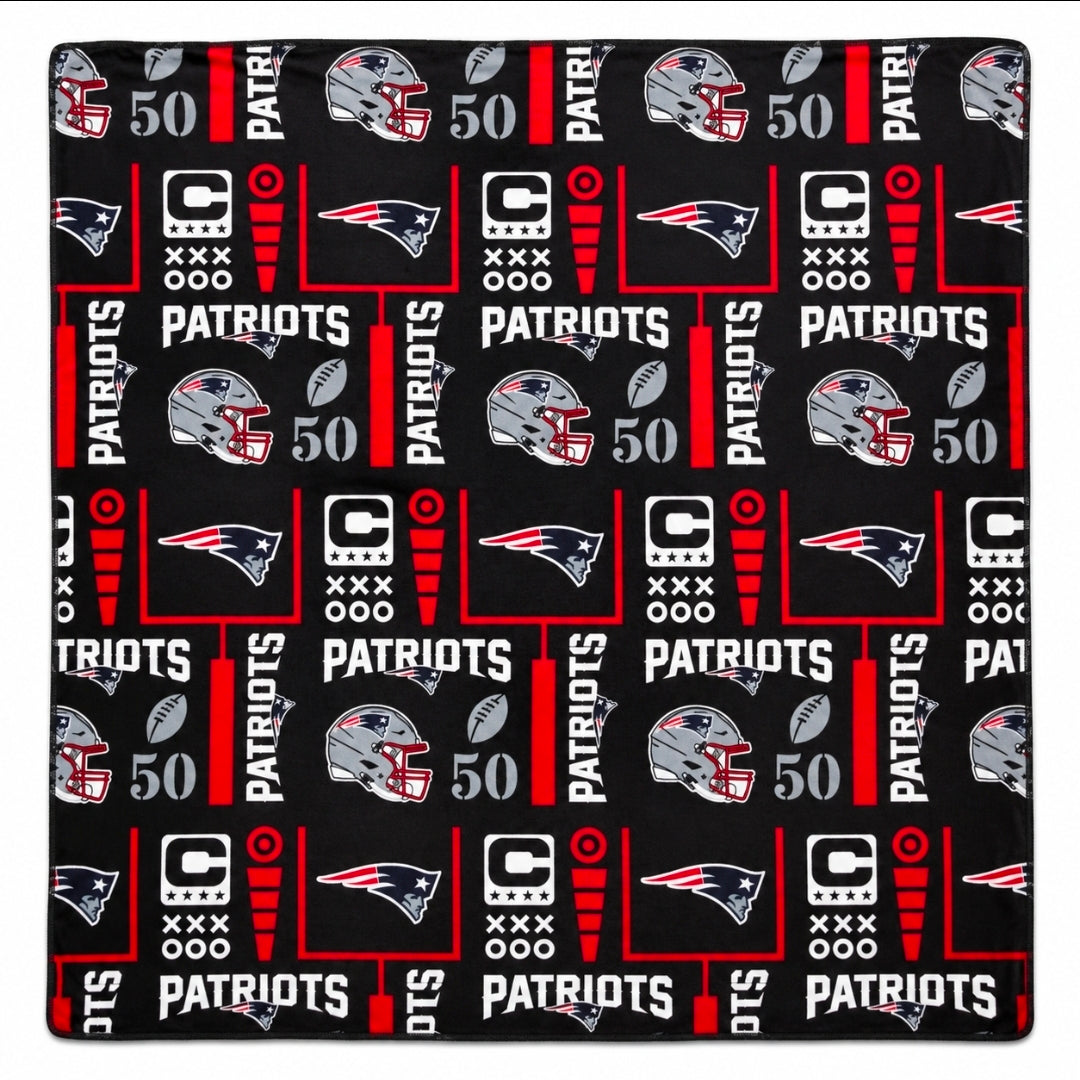 New England Patriots 60” x 70” Super Soft Plush Blanket- Navy