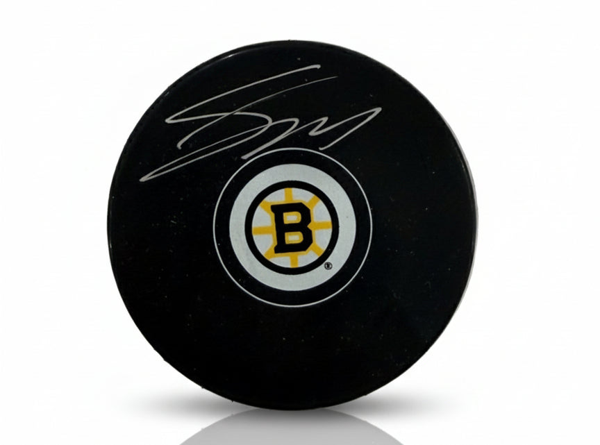 Fraser Minten Boston Bruins Autographed 2025 Logo Puck