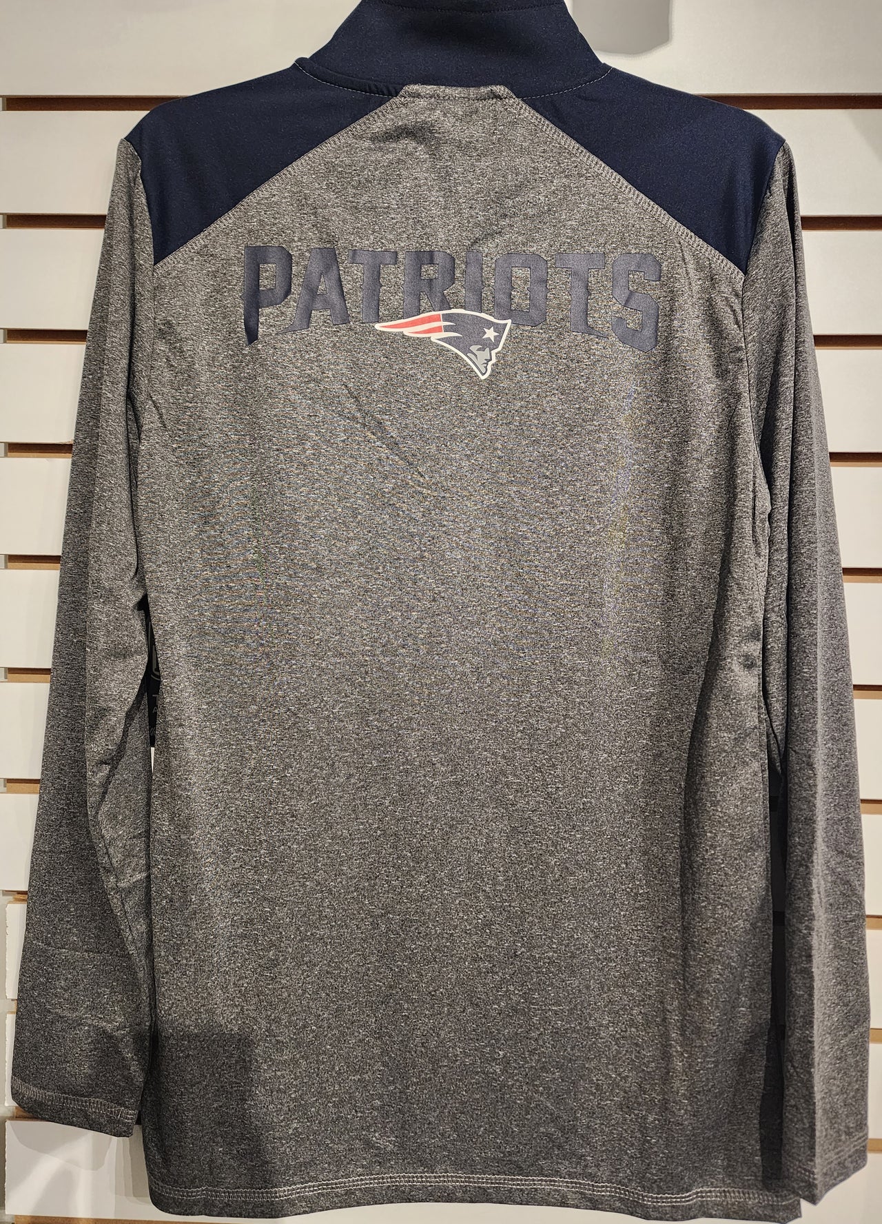 New England Patriots Lightweight Zip Long Sleeve Shirt - Dynasty Sports & Framing 