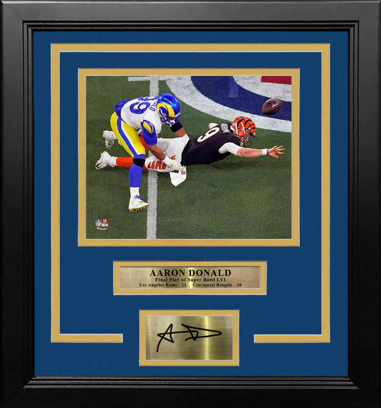 Aaron Donald Super Bowl LVI Final Play Los Angeles Rams 8x10 Framed Photo with Engraved Autograph - Dynasty Sports & Framing 