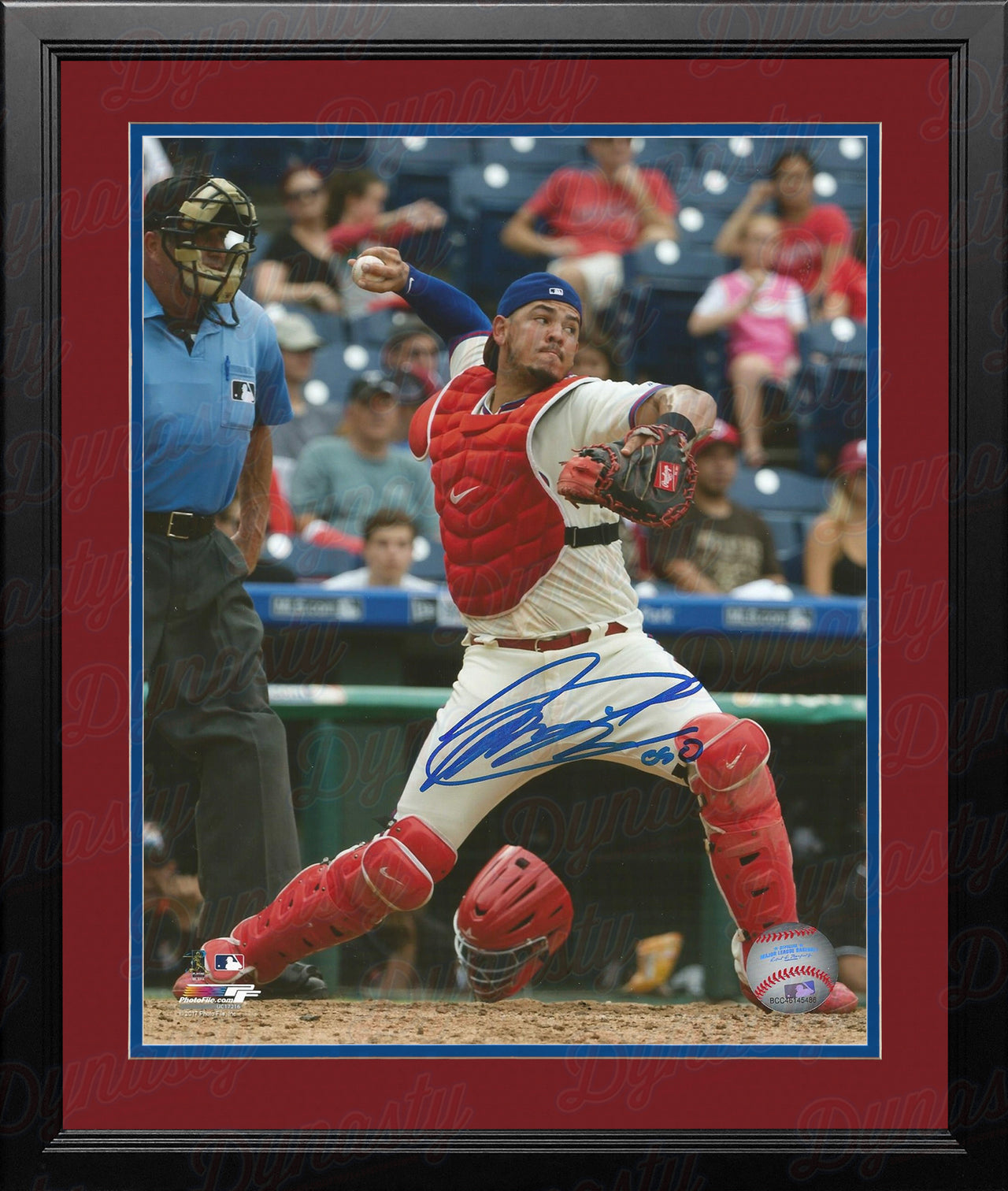 Jorge Alfaro Philadelphia Phillies Throw Autographed MLB Baseball Framed Photo Inscribed 'Oso' - Dynasty Sports & Framing 