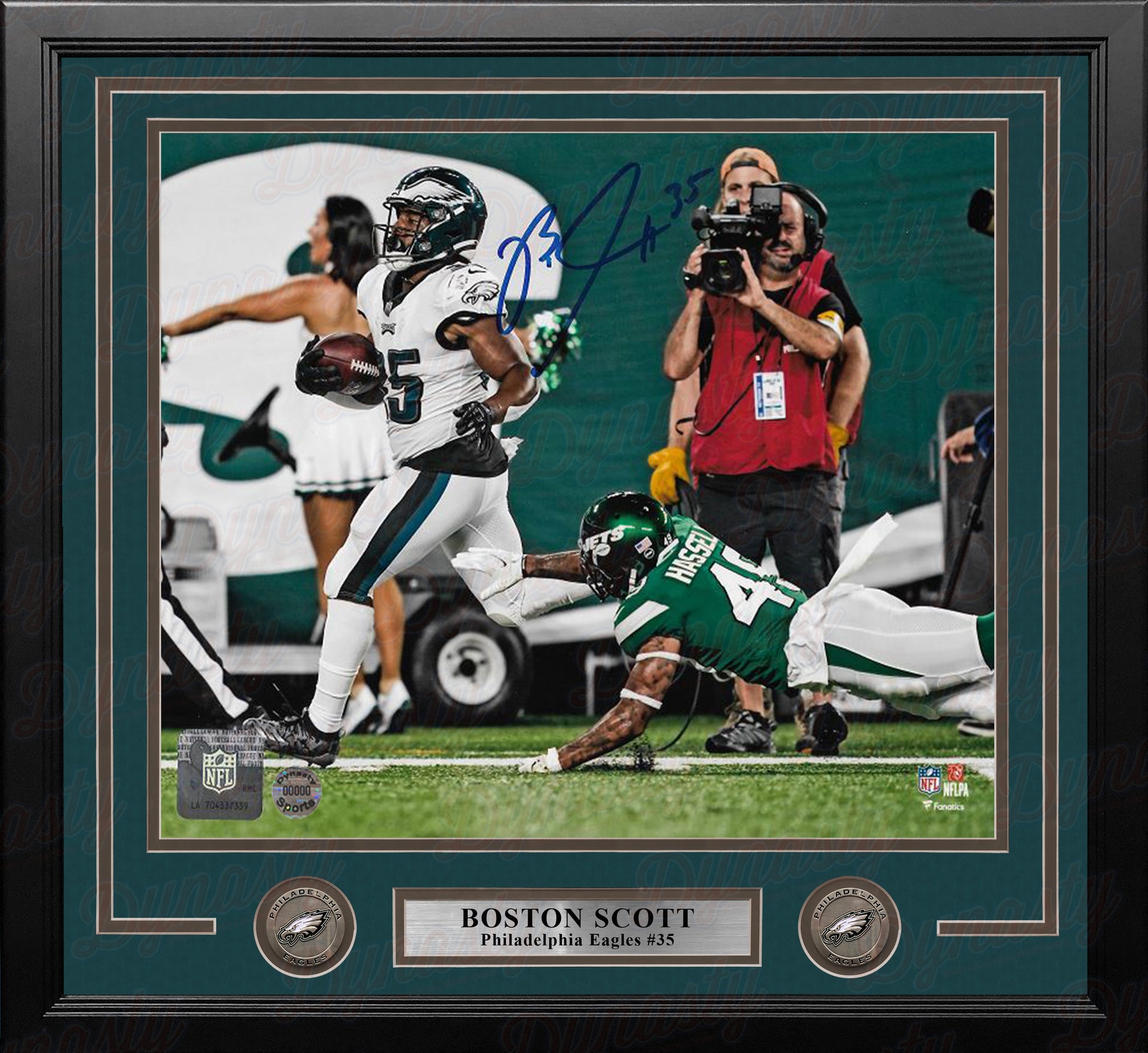 Boston Scott in Action Philadelphia Eagles Autographed Framed Football Photo - Dynasty Sports & Framing 