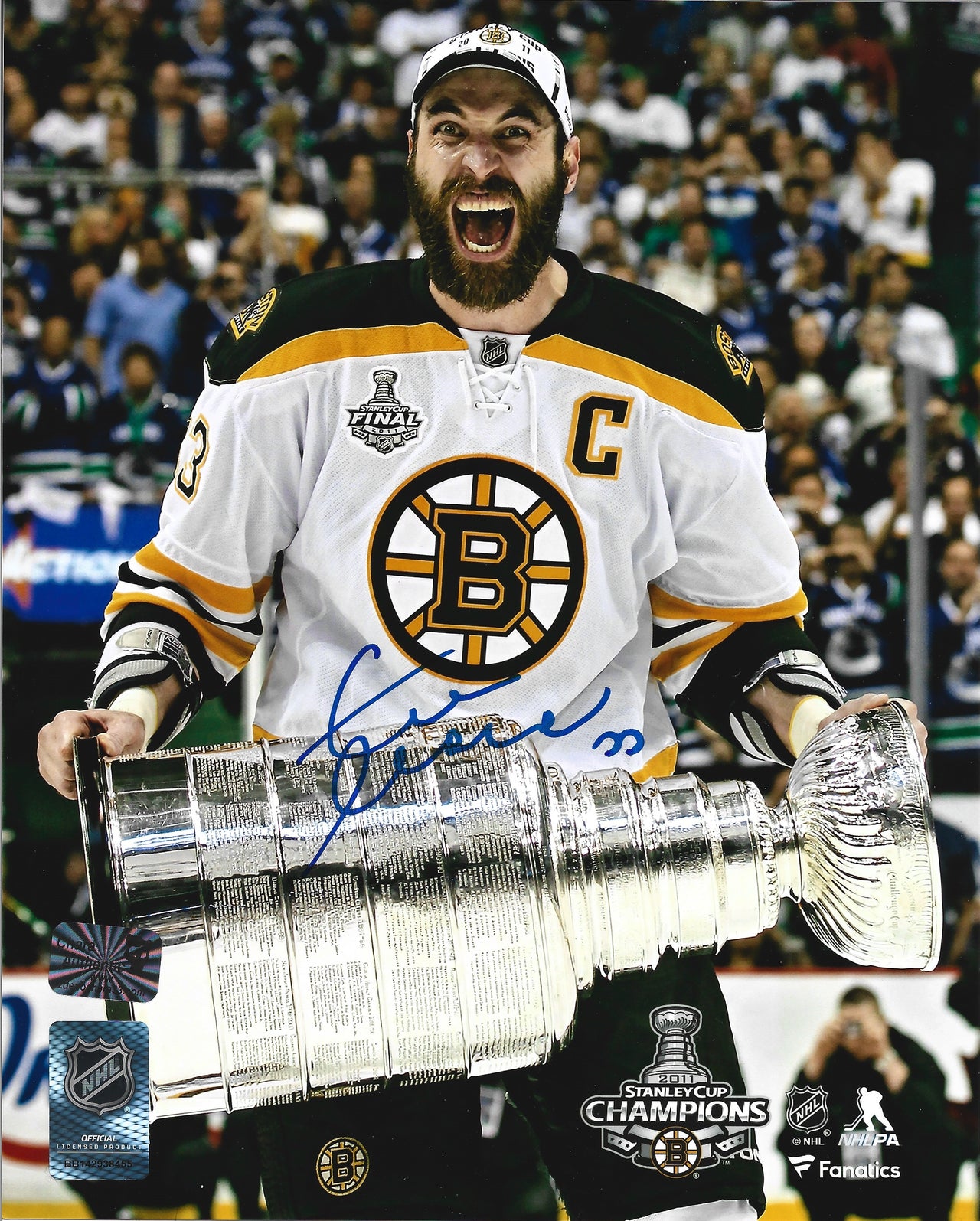 Zdeno Chara Autographed Stanley Cup Boston Bruins Photo - Dynasty Sports & Framing 