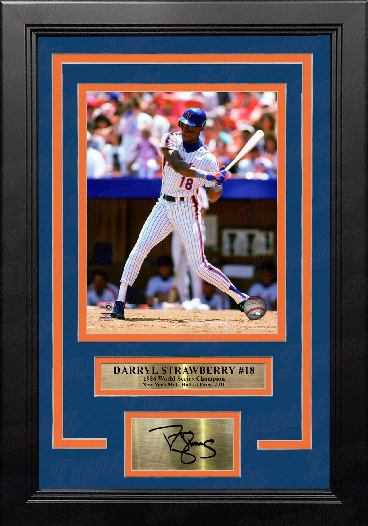 Darryl Strawberry in Action New York Mets 8" x 10" Framed Photo with Engraved Autograph - Dynasty Sports & Framing 