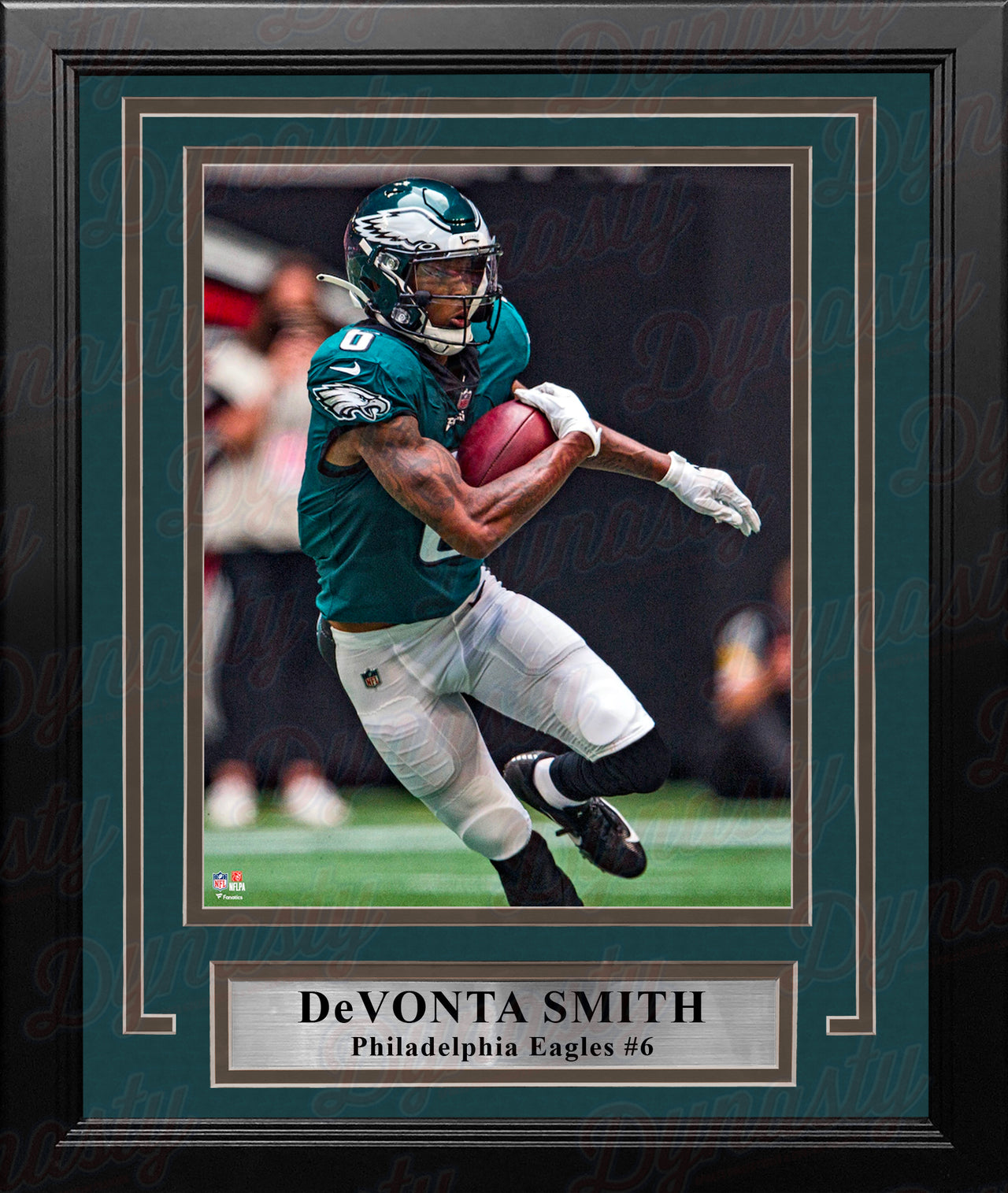 DeVonta Smith in Action Philadelphia Eagles 8" x 10" Framed Football Photo - Dynasty Sports & Framing