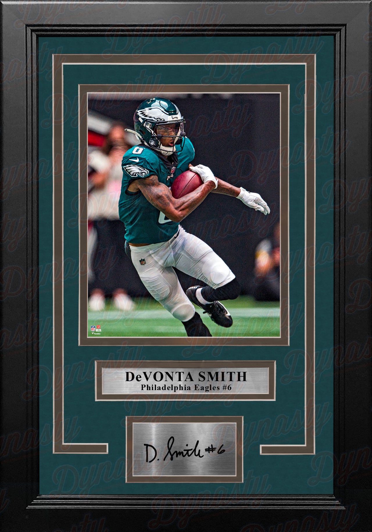 DeVonta Smith in Action Philadelphia Eagles 8" x 10" Framed Football Photo with Engraved Autograph - Dynasty Sports & Framing