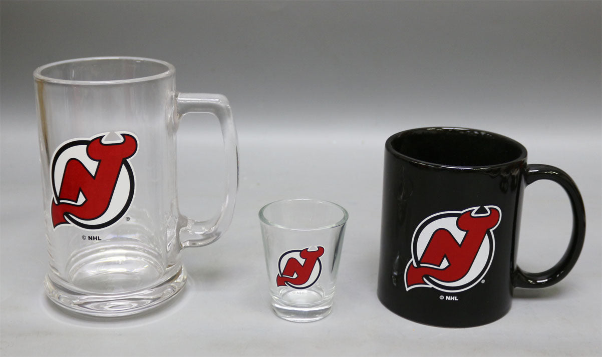 New Jersey Devils 3-Piece Glassware Gift Set - Dynasty Sports & Framing 
