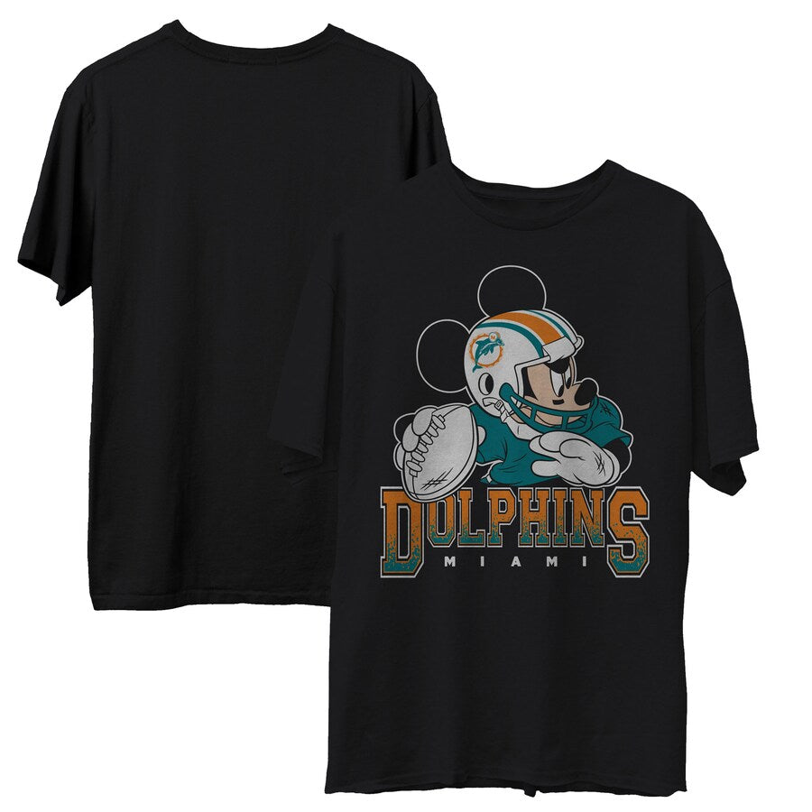 Miami Dolphins Mickey at Quarterback Disney Vintage Football T-Shirt - Dynasty Sports & Framing 