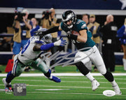 Dallas Goedert v. Cowboys Philadelphia Eagles Autographed Football Photo - Dynasty Sports & Framing 