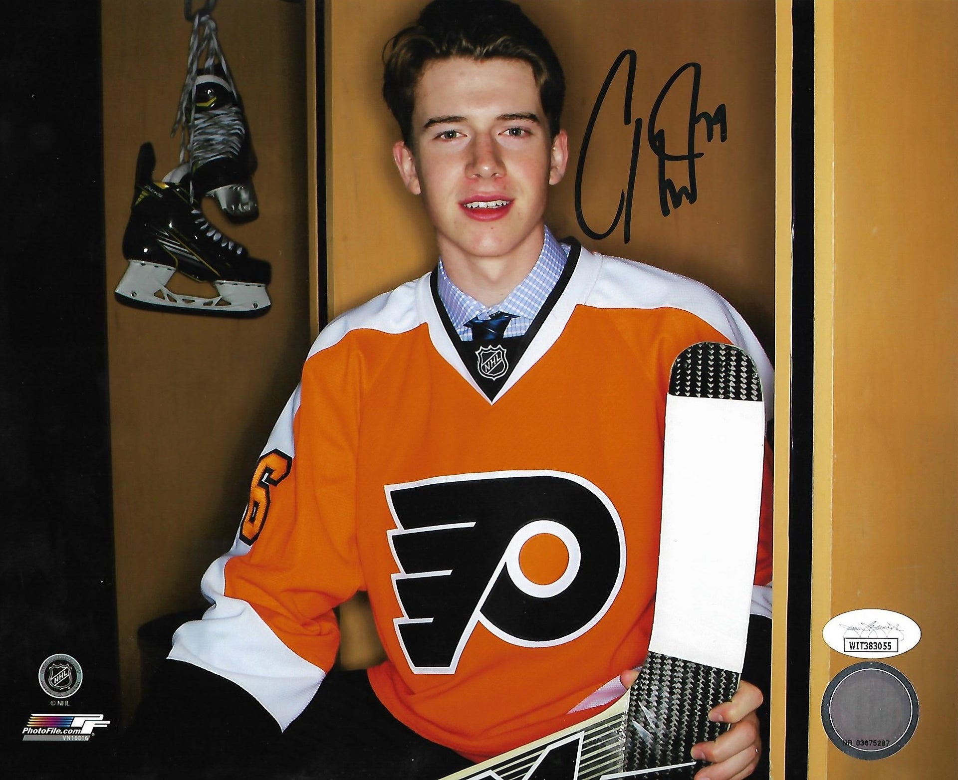 Carter Hart Locker Room Philadelphia Flyers Autographed 8" x 10" Hockey Photo - Dynasty Sports & Framing 