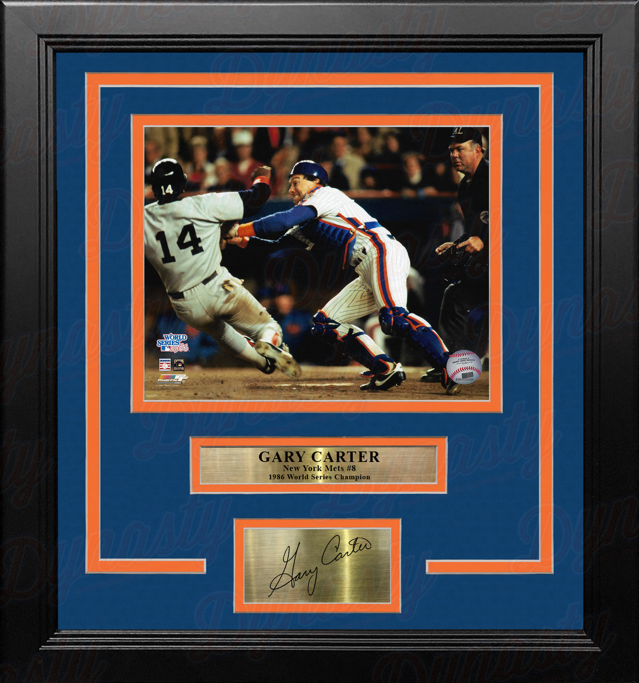 Gary Carter 1986 World Series New York Mets 8" x 10" Framed Baseball Photo with Engraved Autograph - Dynasty Sports & Framing 