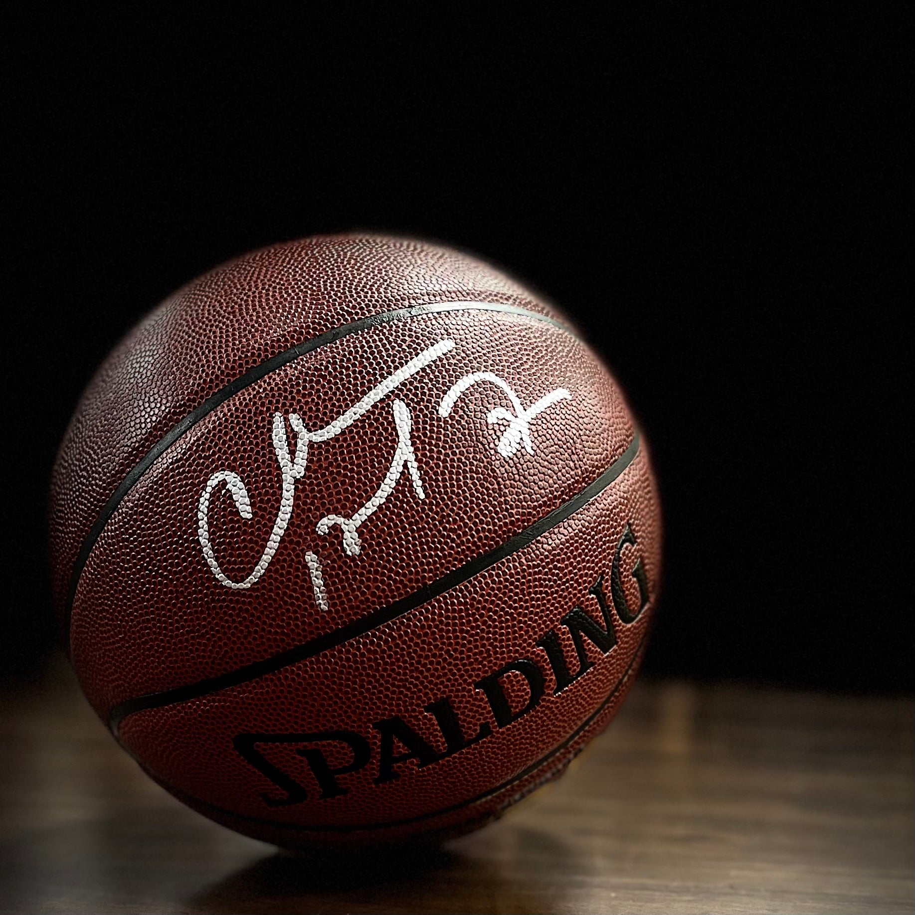 Charles Barkley Philadelphia 76ers Autographed Basketball - Dynasty Sports & Framing 