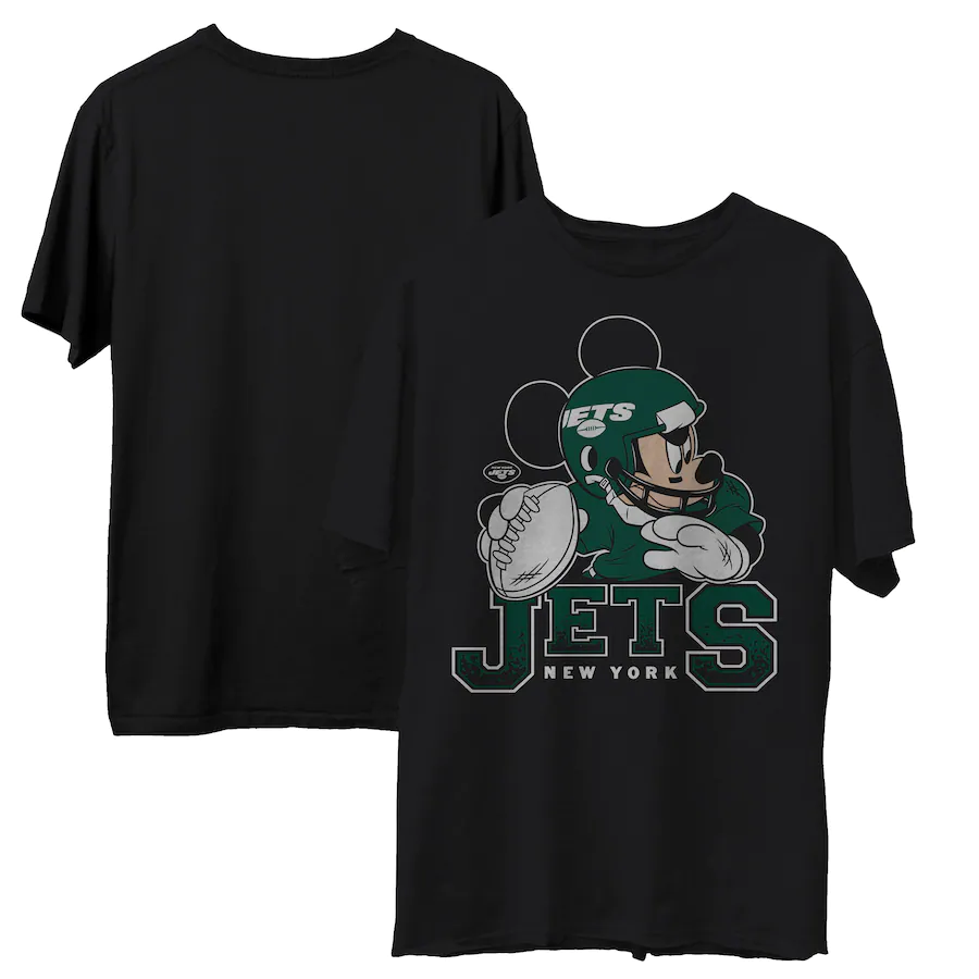 New York Jets Mickey at Quarterback Disney Vintage Football T-Shirt - Dynasty Sports & Framing 