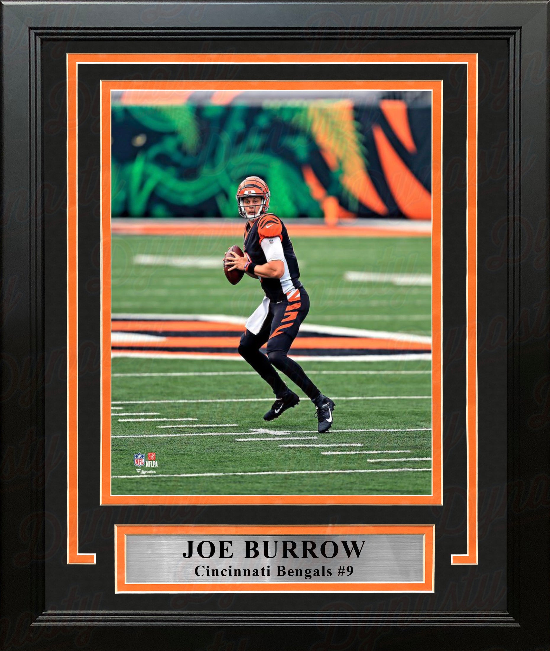 Joe Burrow in Action Cincinnati Bengals 8" x 10" Framed Football Photo - Dynasty Sports & Framing 