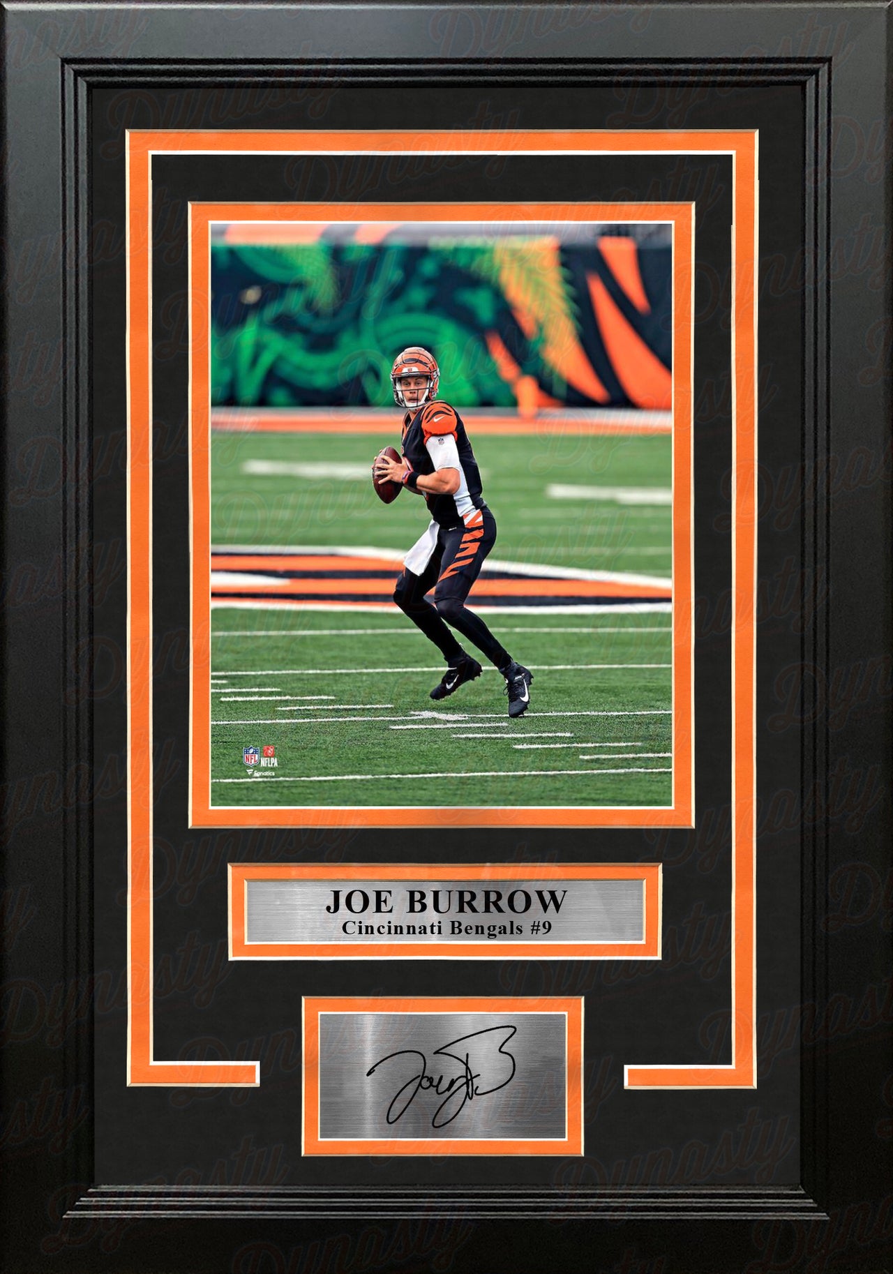 Joe Burrow in Action Cincinnati Bengals 8" x 10" Framed Football Photo with Engraved Autograph - Dynasty Sports & Framing 