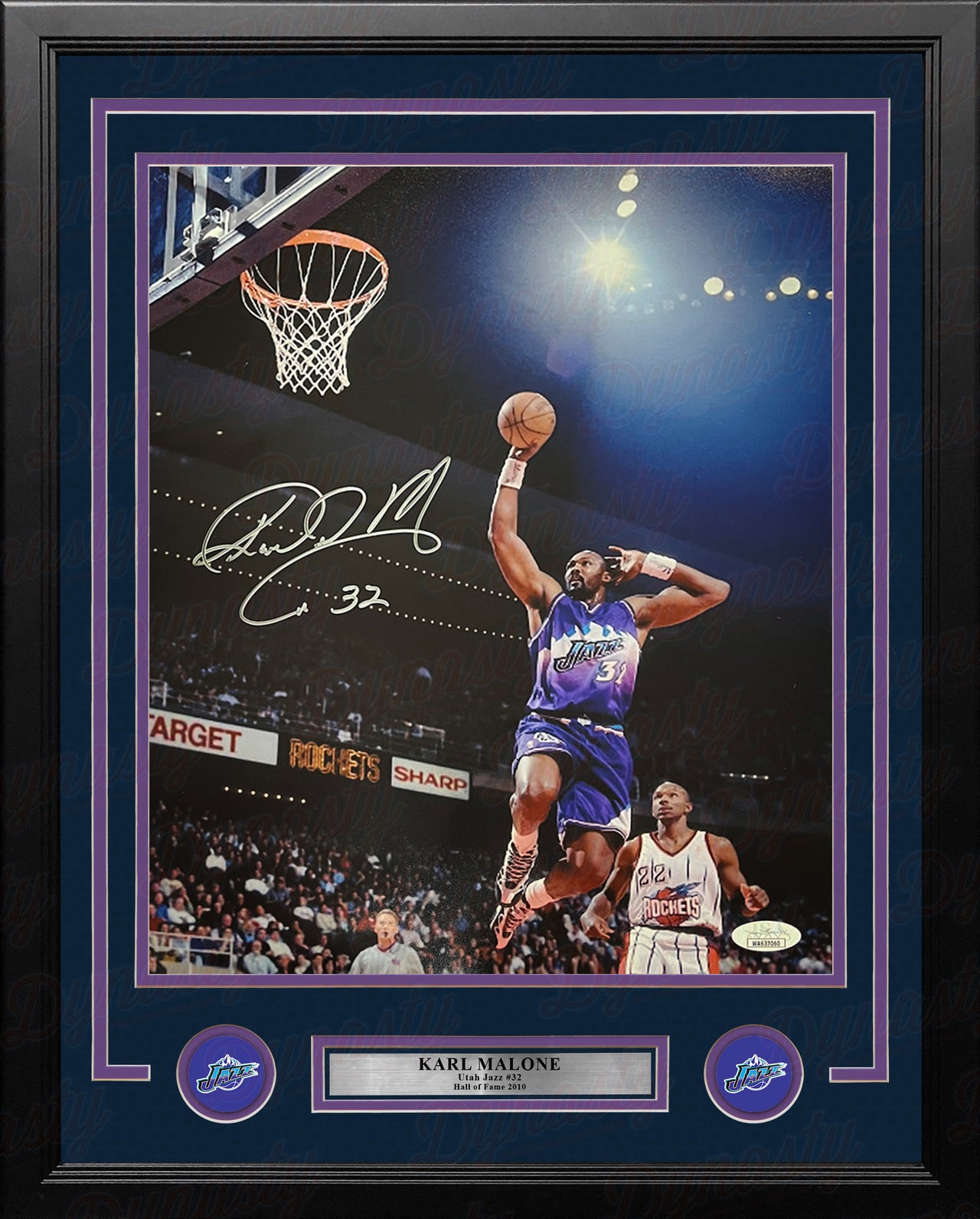 Karl Malone in Action Utah Jazz Autographed Framed Basketball Photo - Dynasty Sports & Framing 