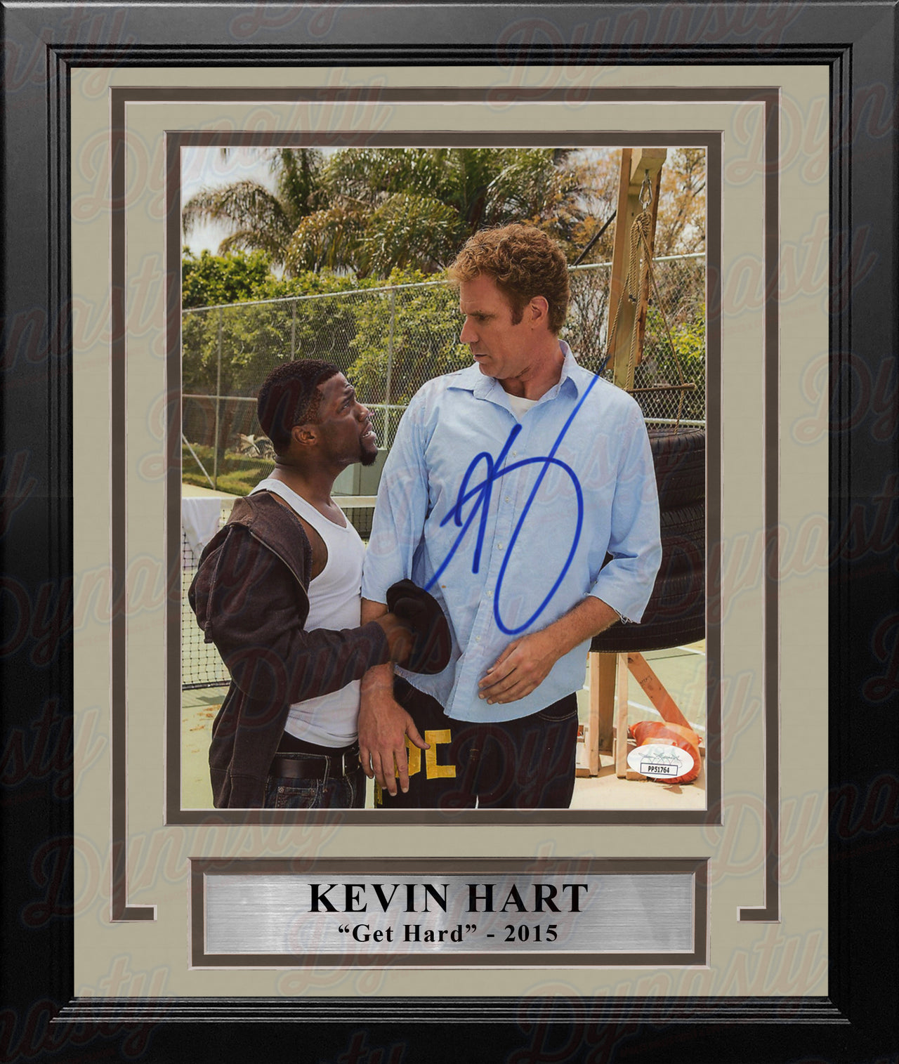 Kevin Hart Autographed Get Hard 8" x 10" Framed Movie Photo - Dynasty Sports & Framing 