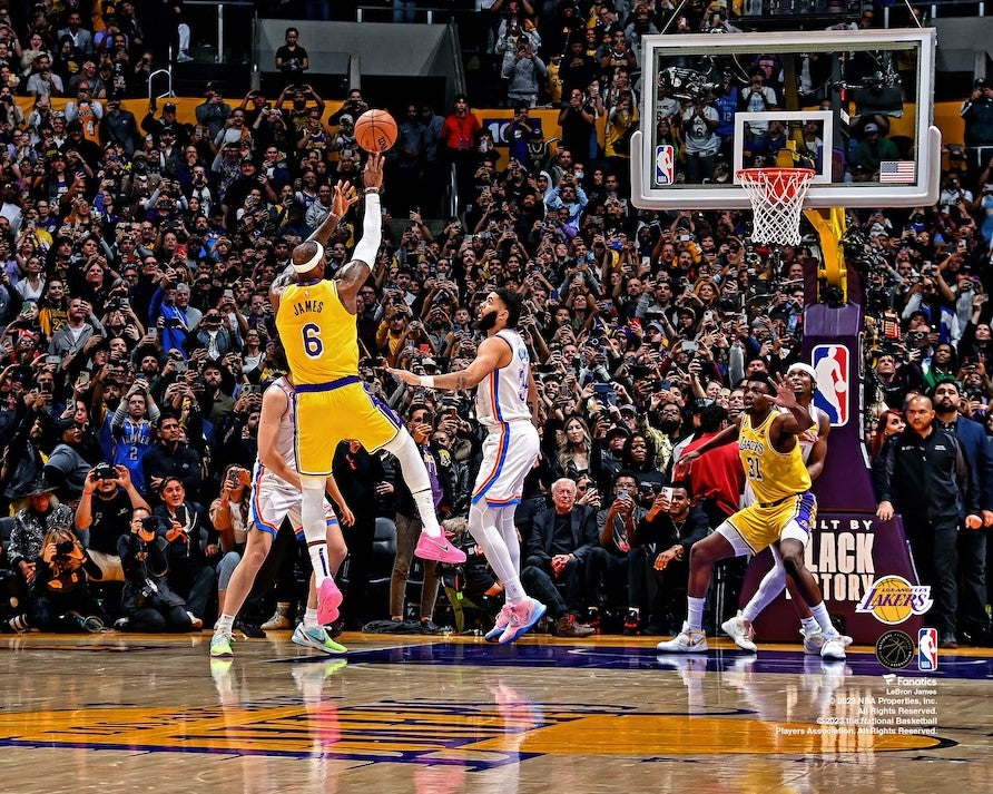 LeBron James Breaks the All-Time Scoring Record Los Angeles Lakers 8" x 10" Basketball Photo - Dynasty Sports & Framing