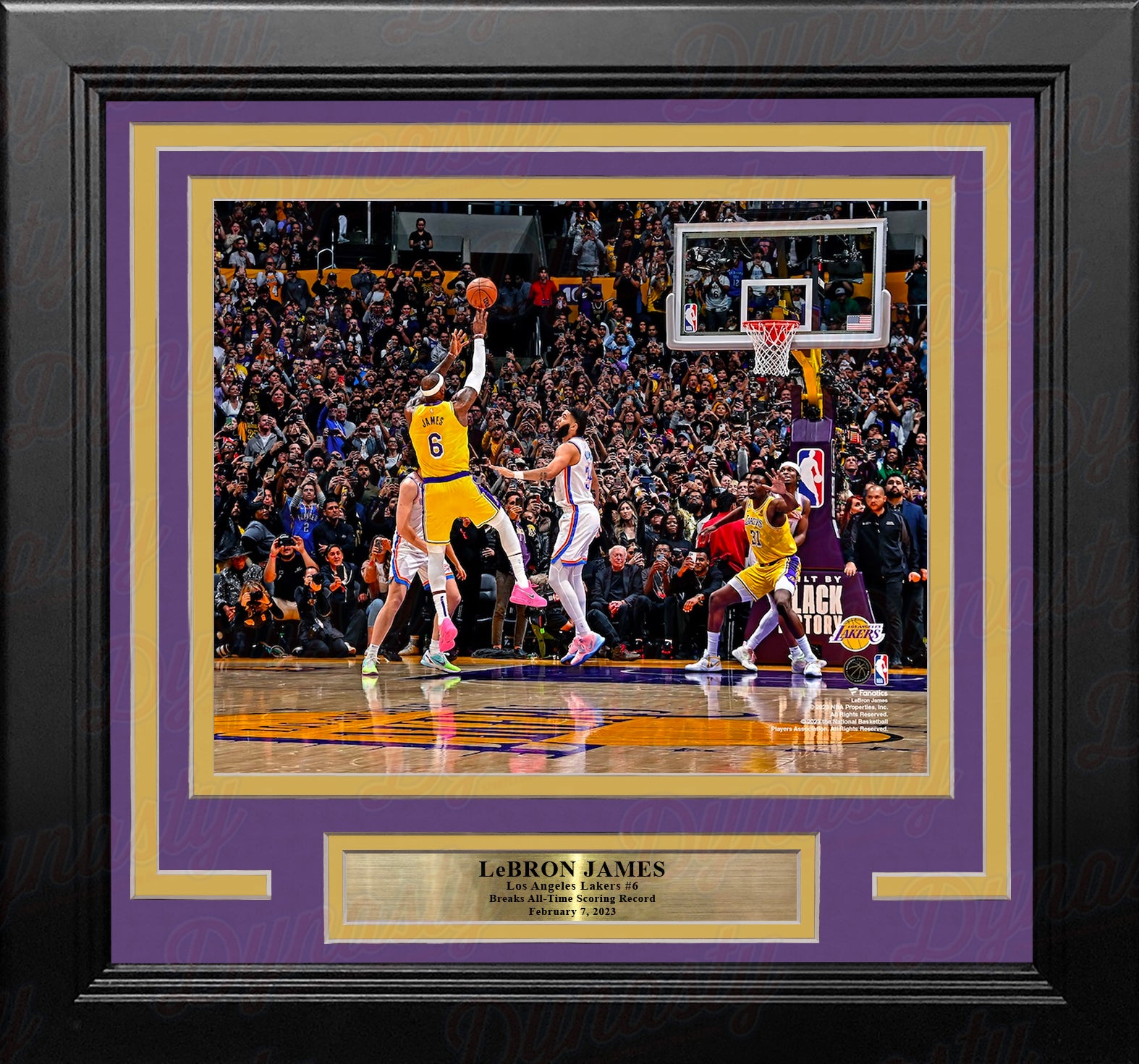 LeBron James Breaks the All-Time Scoring Record Los Angeles Lakers 8" x 10" Framed Basketball Photo - Dynasty Sports & Framing 